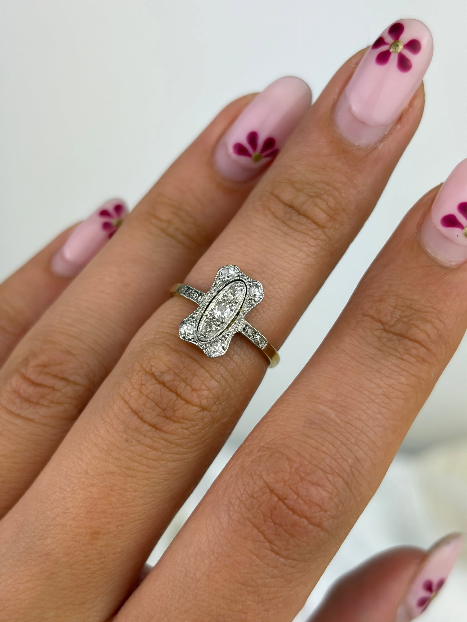 ANTIQUE ART DECO DIAMOND RING IN 18CT GOLD AND PLATINUM - 8