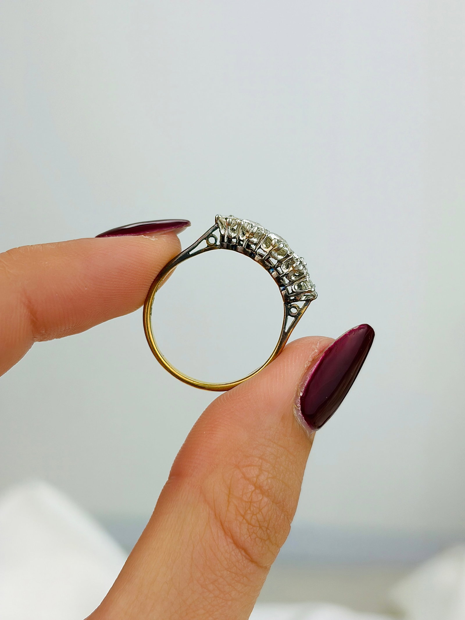 Antique 18ct Gold and Platinum 1.05ct Diamond 5 Stone Ring - 6