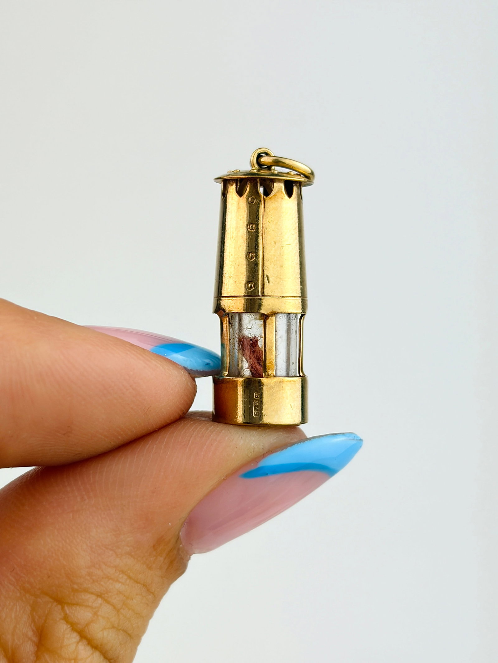 VINTAGE 9CT YELLOW GOLD MINER'S LAMP CHARM - 2