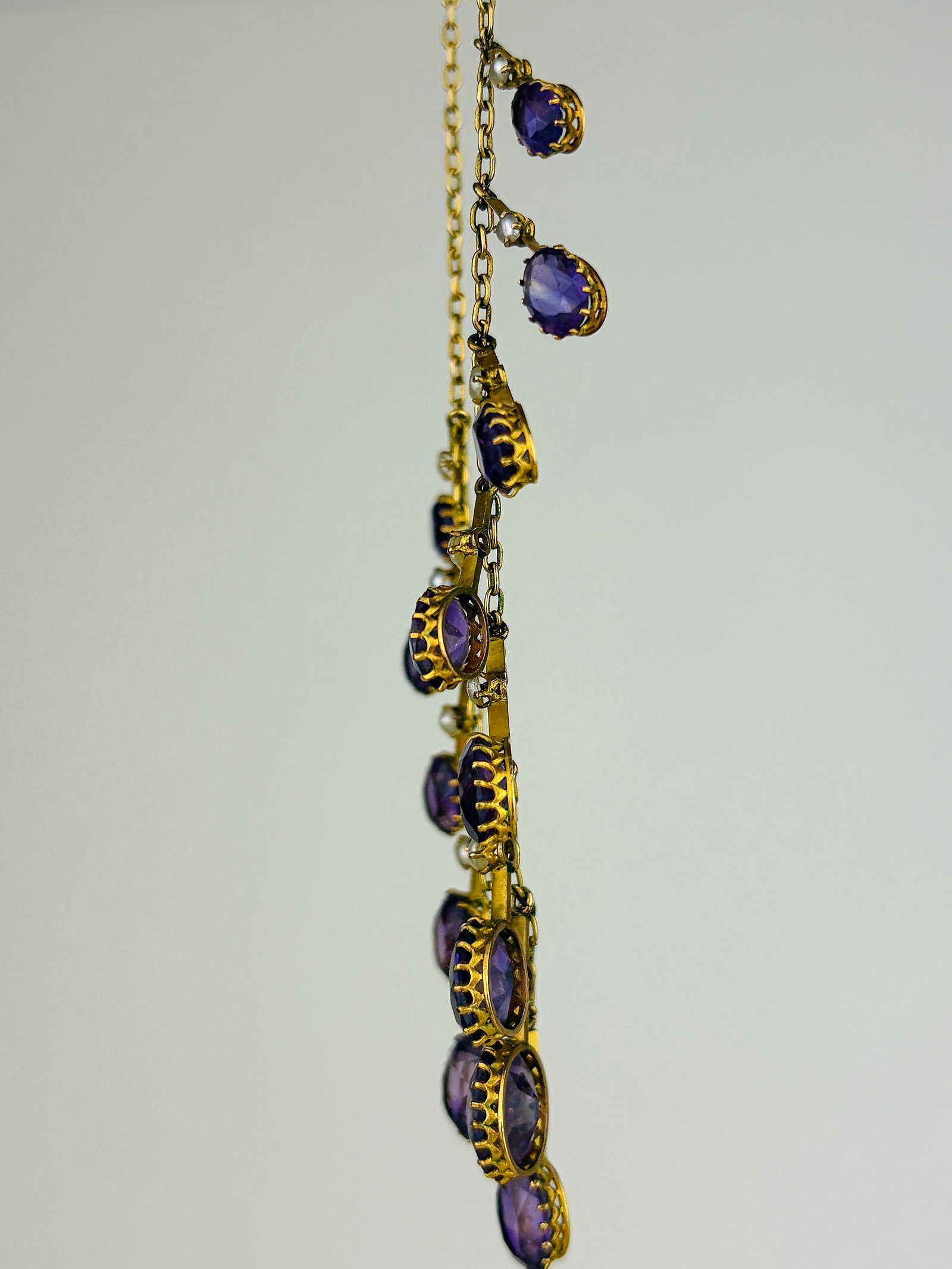 Antique Boxed Amethyst and Pearl Fringe Necklace in 9ct Gold - 3