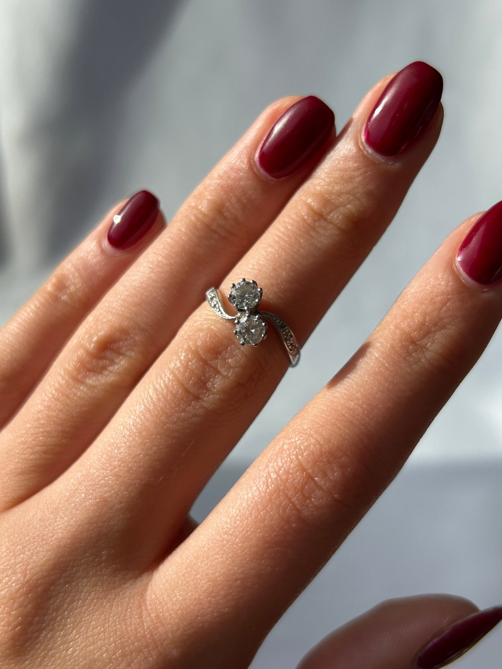 Vintage 18ct White Gold and Platinum Diamond Toi Et Moi Ring - 8