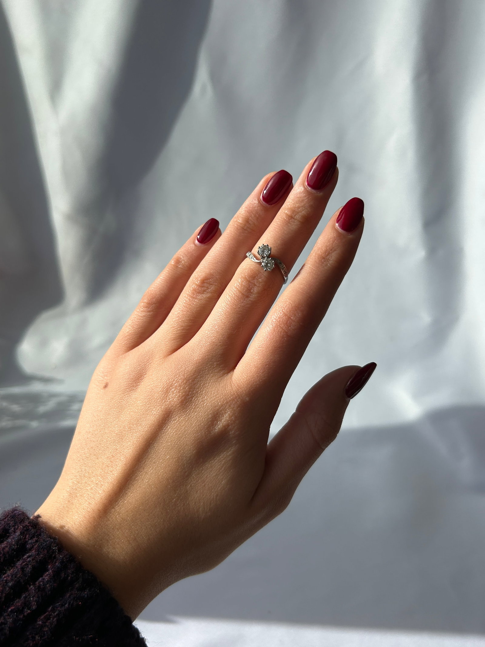 Vintage 18ct White Gold and Platinum Diamond Toi Et Moi Ring - 9