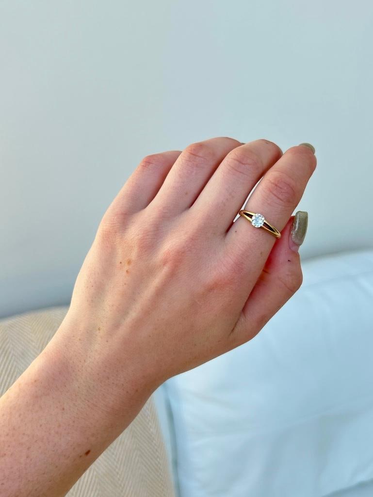 18ct Yellow Gold Old Cut Diamond Ring - 5