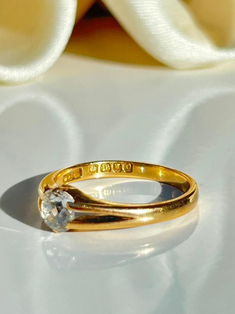 18ct Yellow Gold Old Cut Diamond Ring - 8