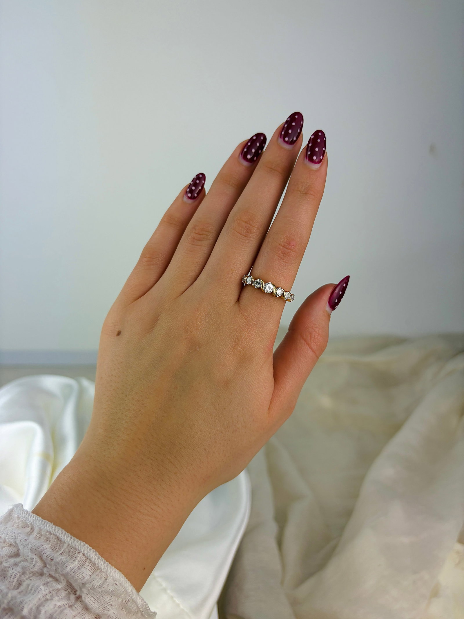 CHUNKY 1.06CT 18CT DIAMOND 7 STONE RING / HALF HOOP - 7