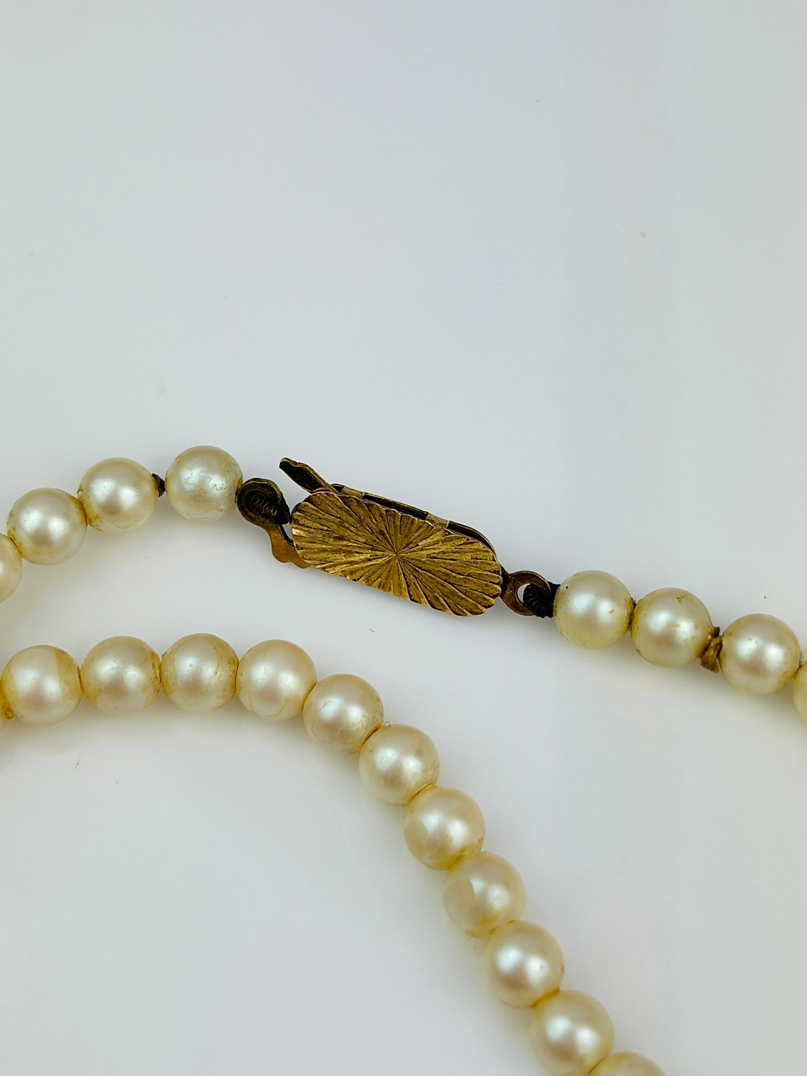 vintage 9ct gold clasp pearls necklace - 3