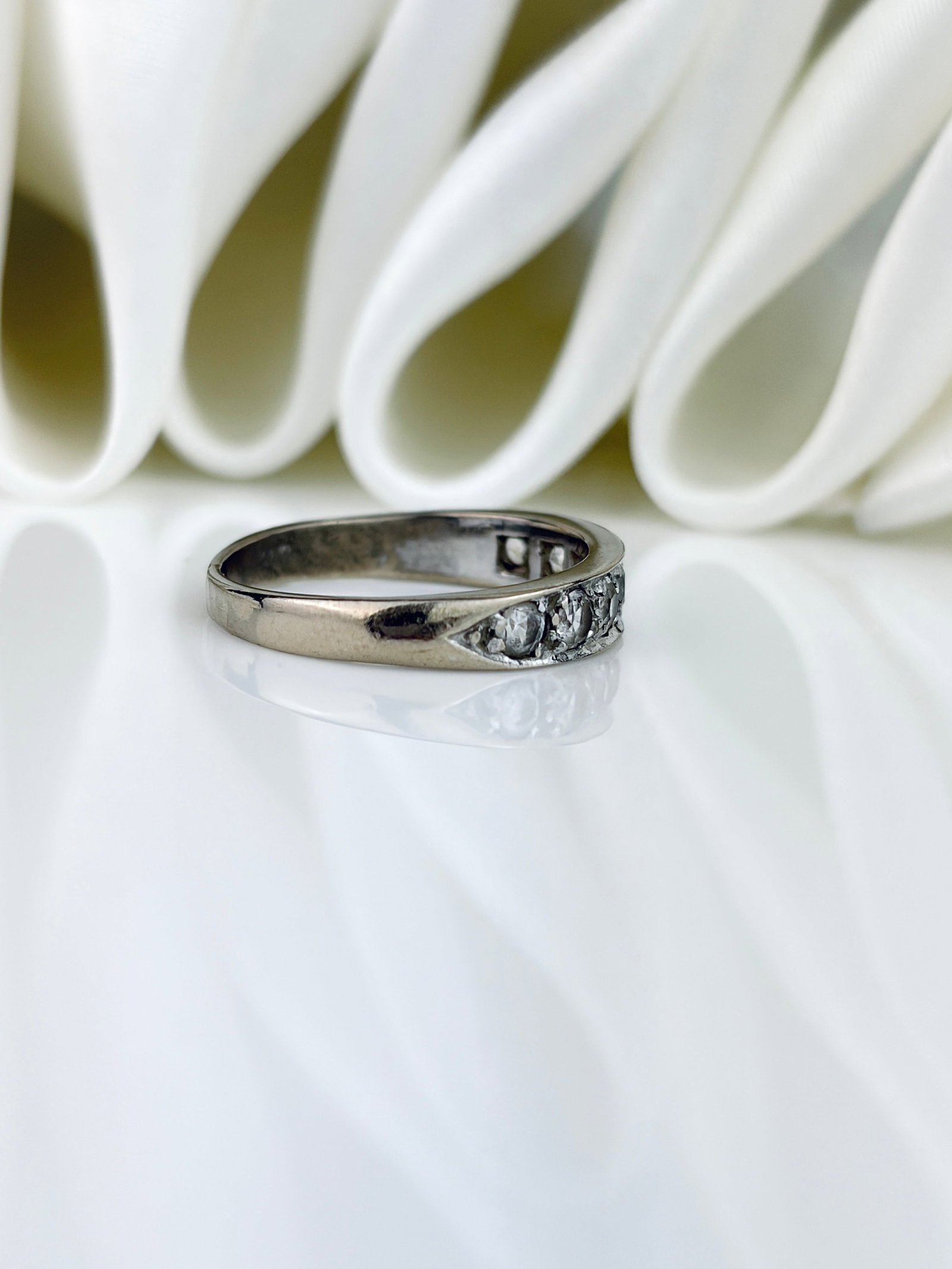 18ct White Gold Diamond Half Eternity Ring - 2