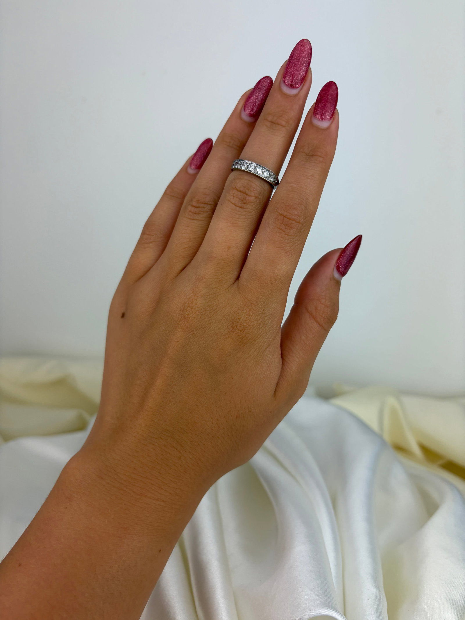 18ct White Gold Diamond Half Eternity Ring - 7