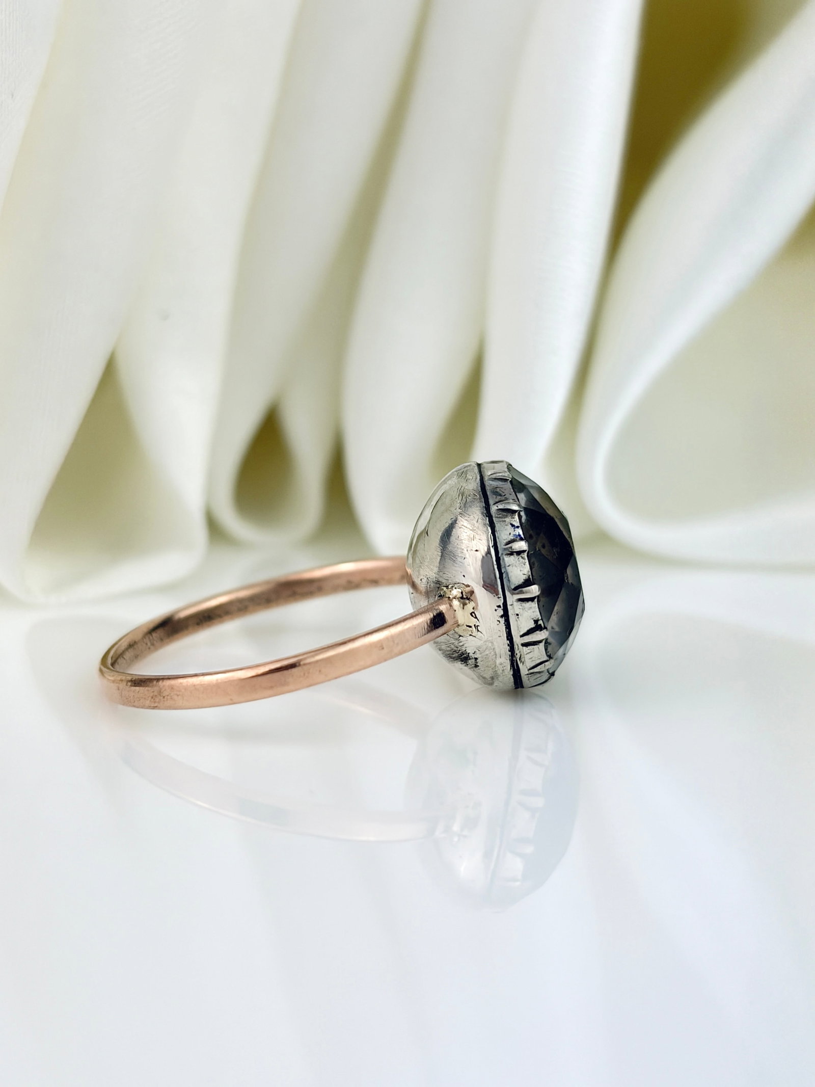 ANTIQUE GEORGIAN ERA PASTE SOLITAIRE RING IN 9CT GOLD - 2