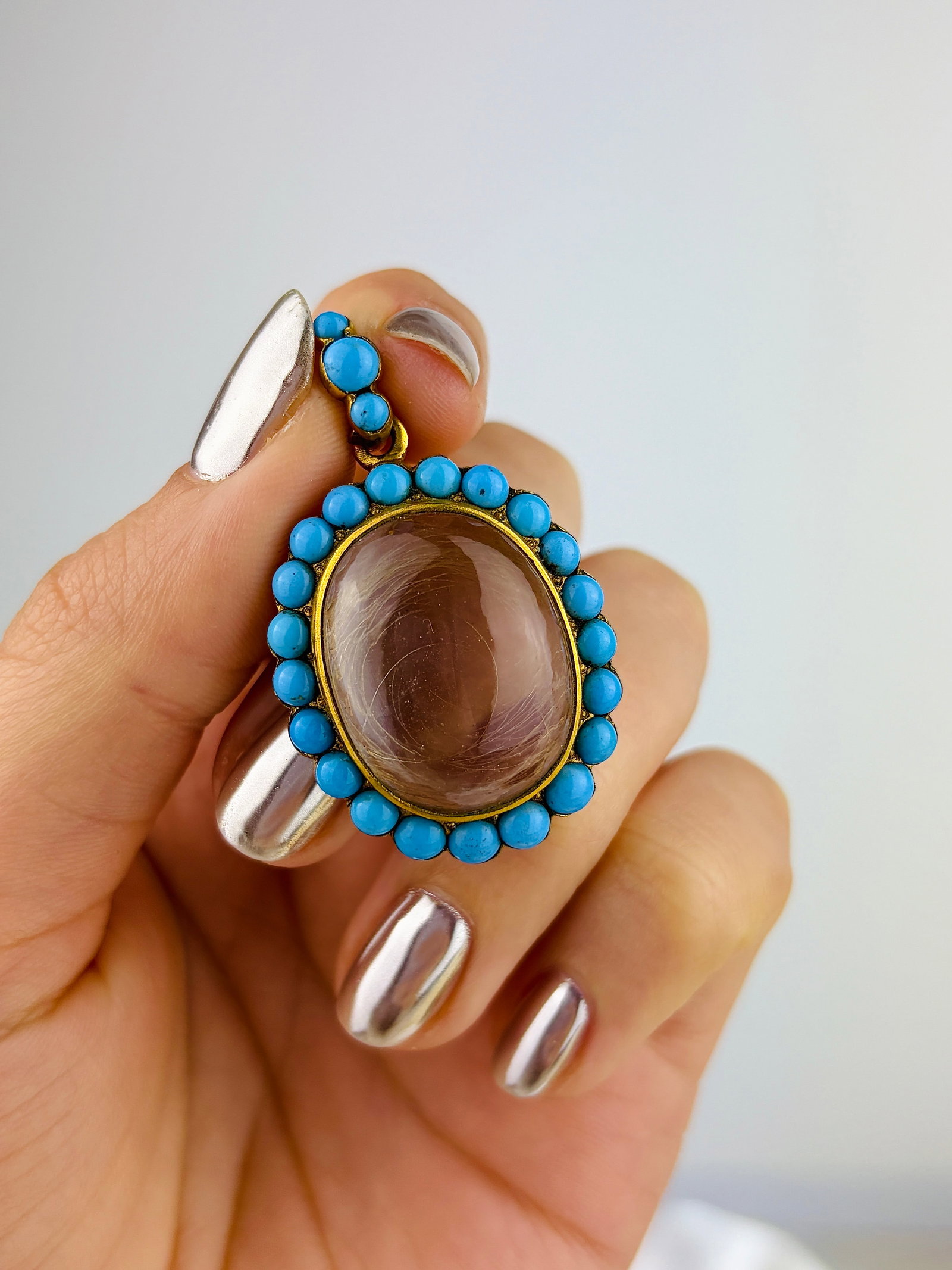 Antique Turquoise Locket Pendant in Gold - 4