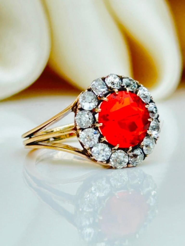 Outstanding 18ct Yellow Gold Fire Opal and Diamond Ring - 2