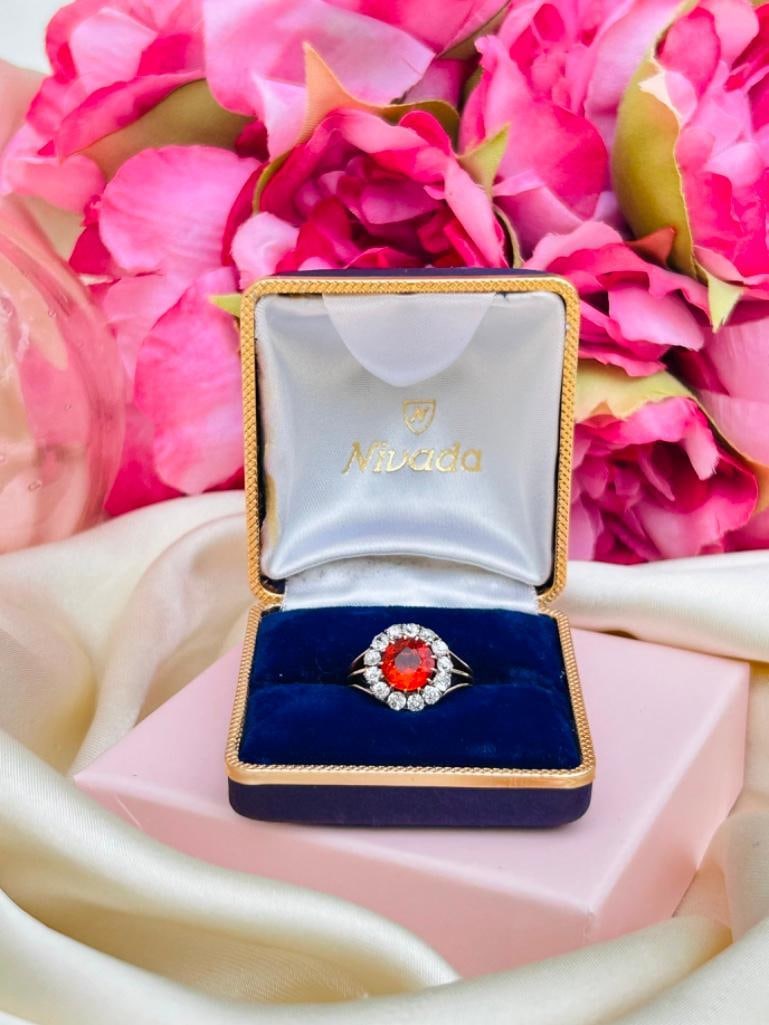 Outstanding 18ct Yellow Gold Fire Opal and Diamond Ring - 4