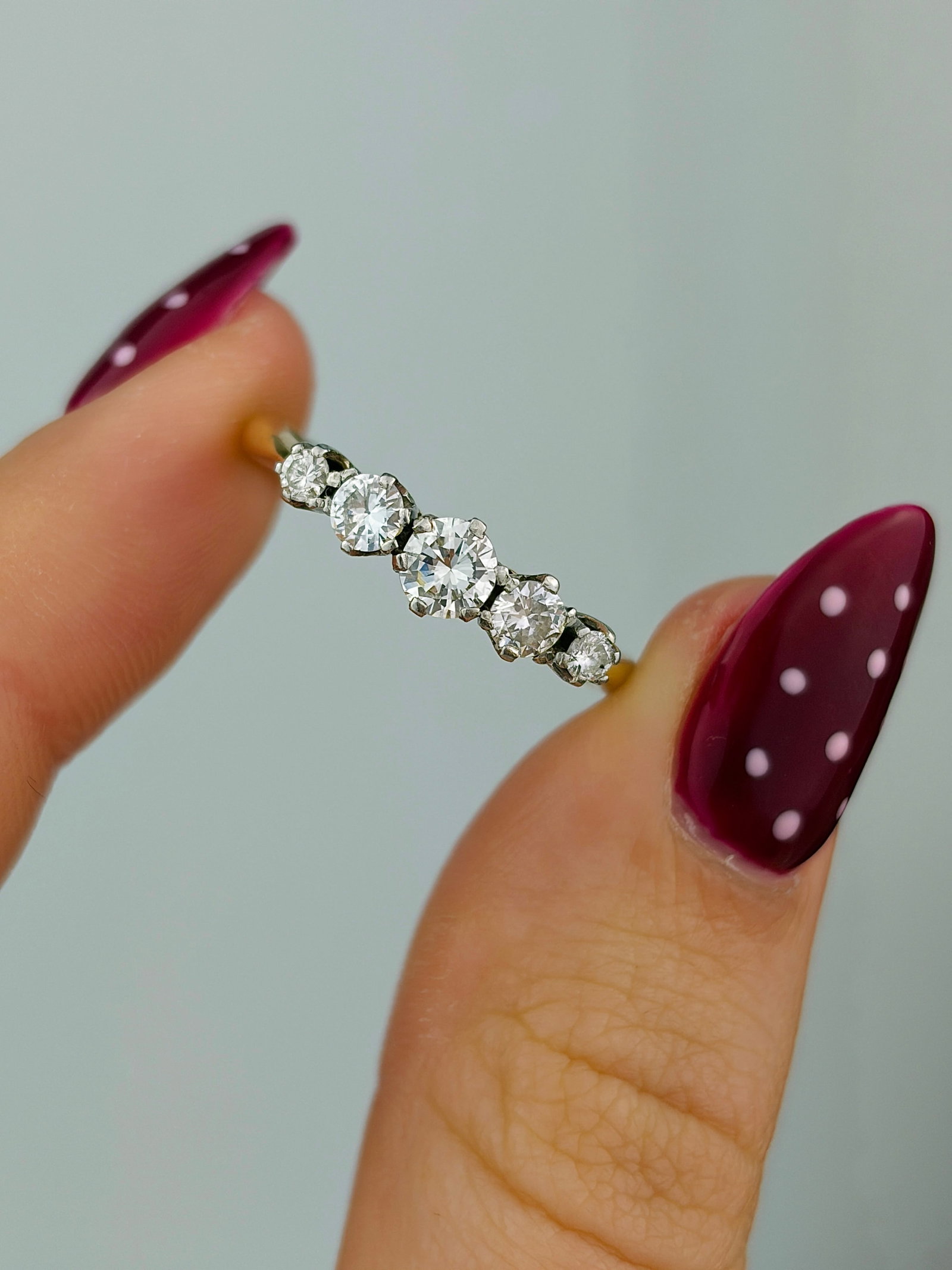 Wonderful 18ct Yellow Gold 73pts Diamond 5 Stone Ring - 5