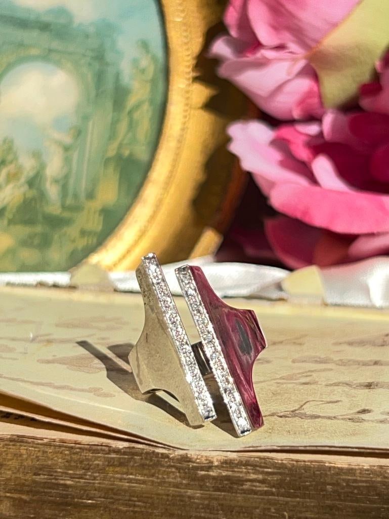 Modernist 18ct White Gold and Diamond Unusual Ring - 3