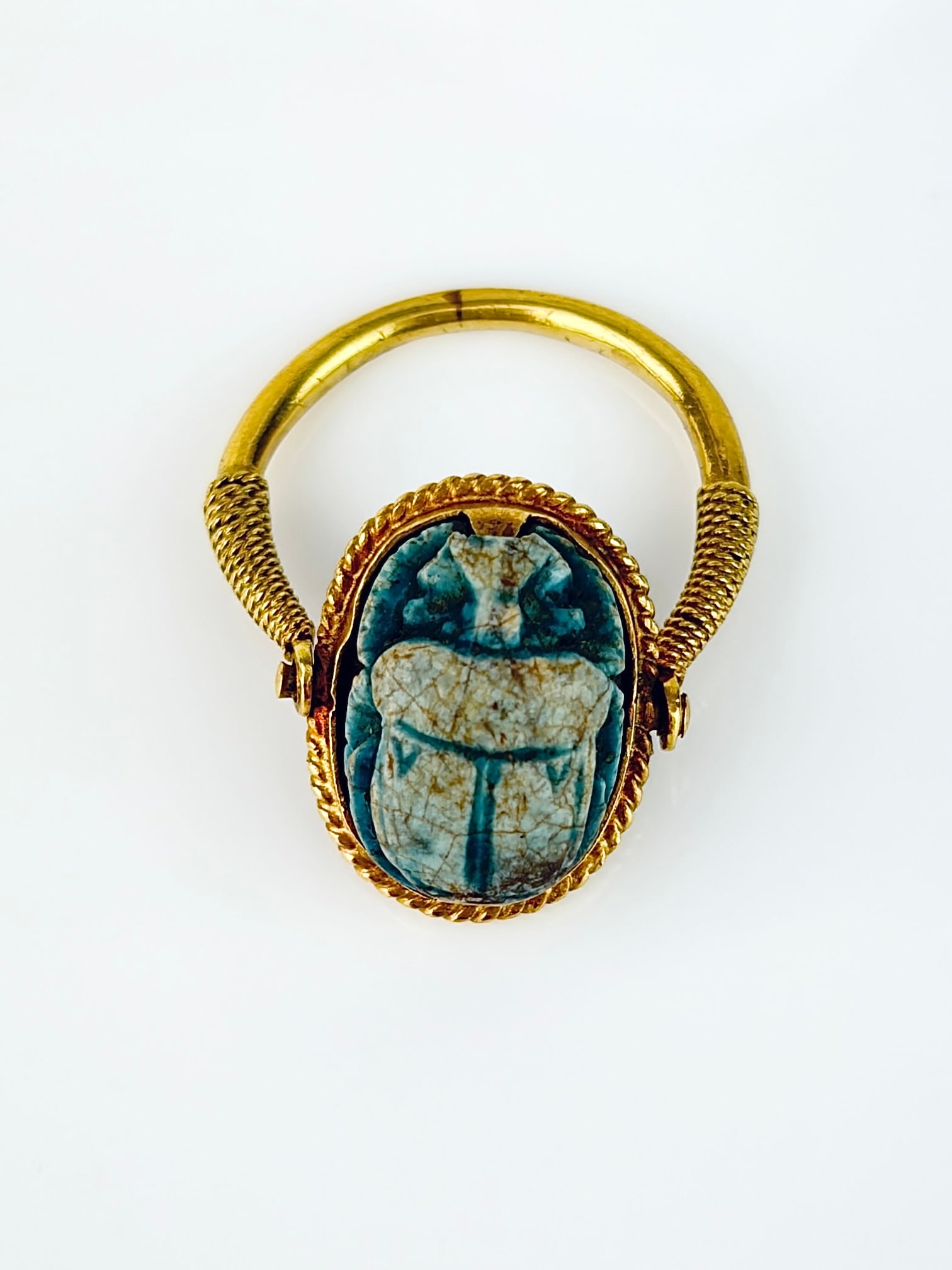 RARE ANTIQUE SPINNING CARVED SCARAB RING IN 18CT GOLD - 4