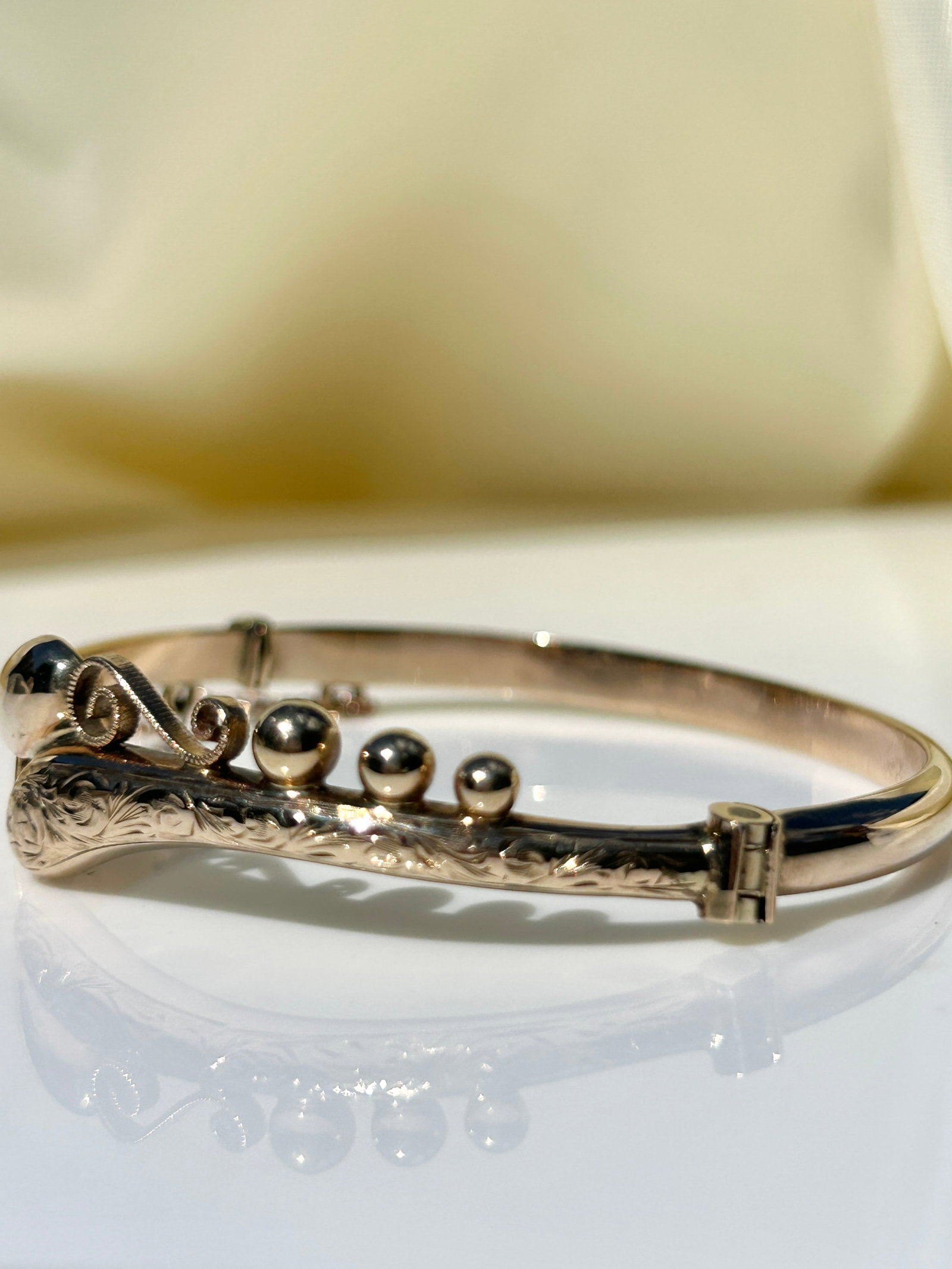 Antique high quality S&P 9ct yellow gold bangle bracelet with safety chain - 4