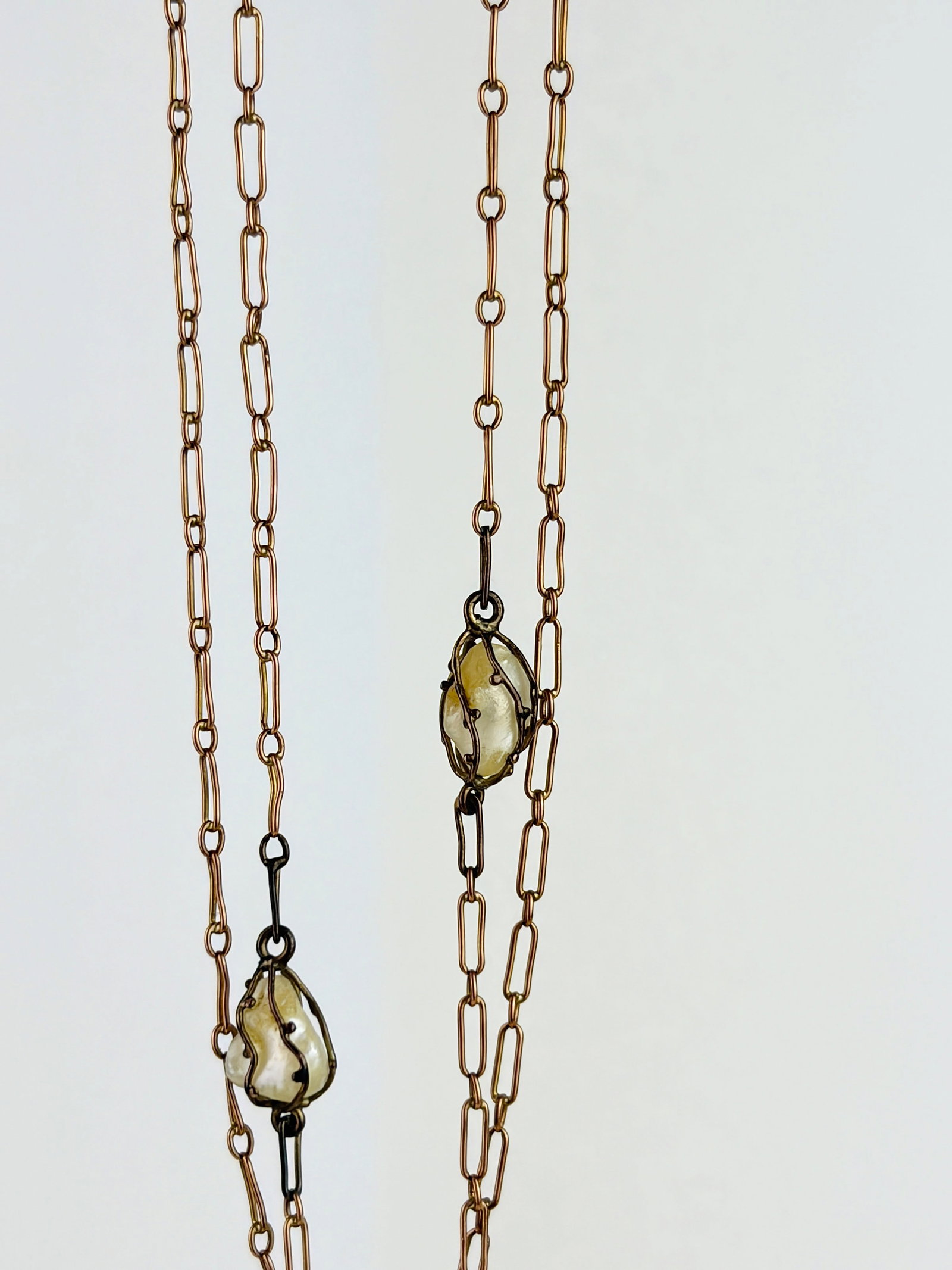 9ct Gold Cased Baroque Pearl Spaced Necklace - 2
