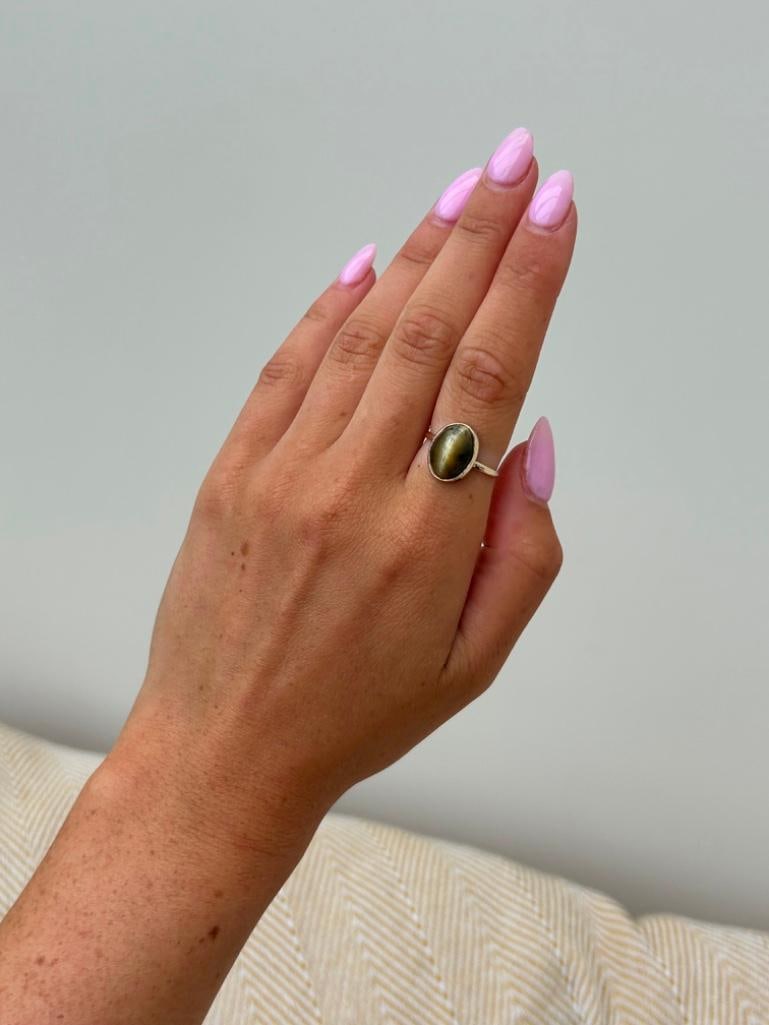 9ct Gold Cabochon Tiger Eye Ring - 4