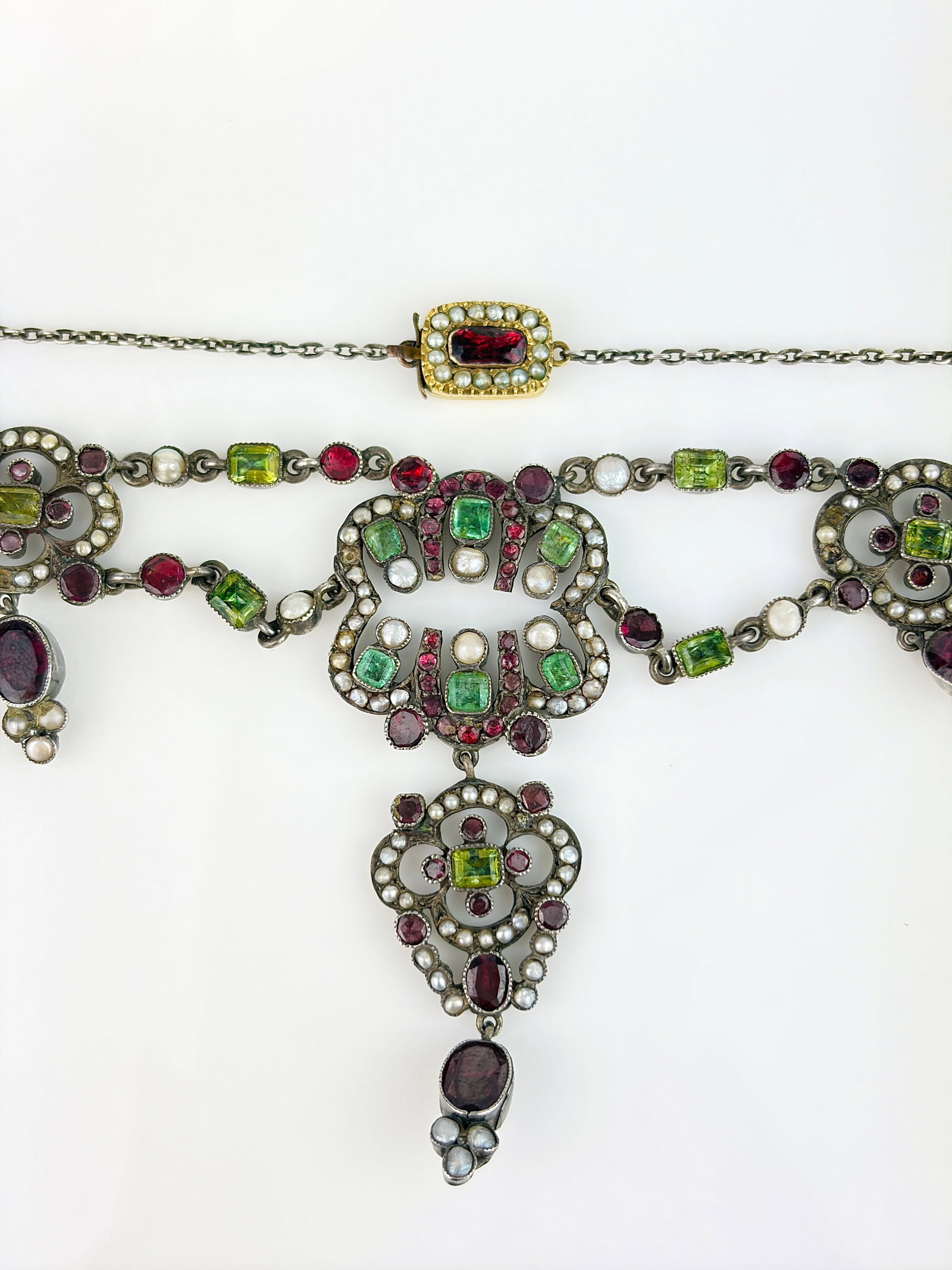 OUTSTANDING ANTIQUE MULTIGEM FANCY BOXED NECKLACE - 7
