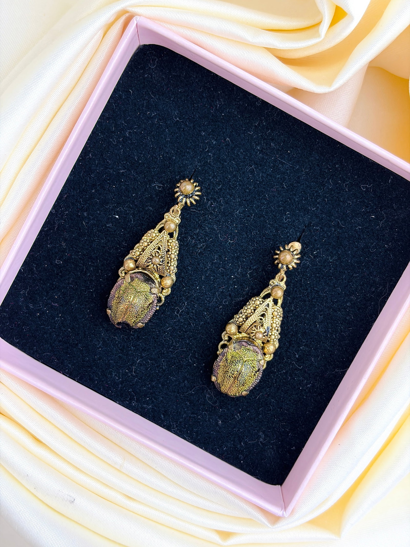 Antique Gilt Metal Egyptian Revival Scarab Drop Earrings - 7