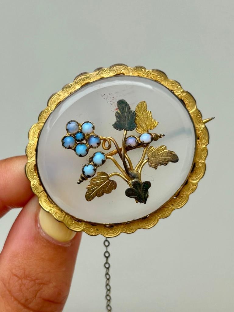 Large Antique Chalcedony Brooch - 4