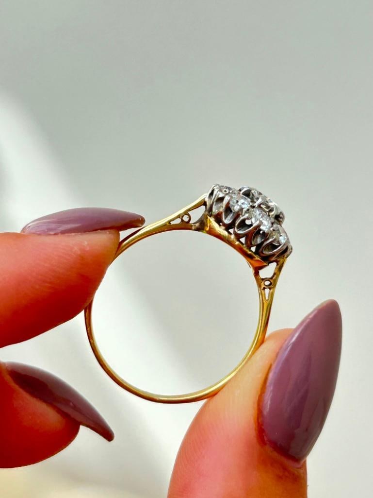 Chunky Antique 18ct Yellow Gold Diamond Cluster Ring - 6