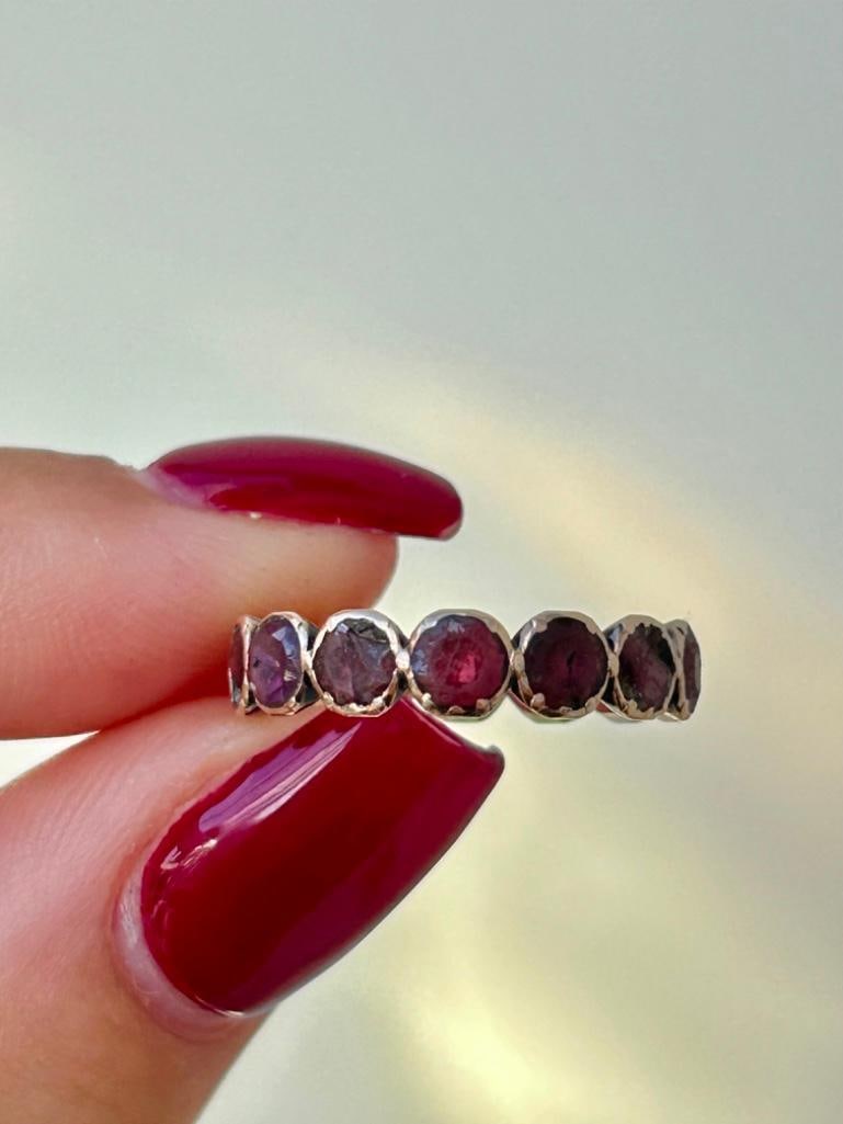 Antique Georgian Era Flat Cut Garnet Full Eternity Band Ring in Gold - 7