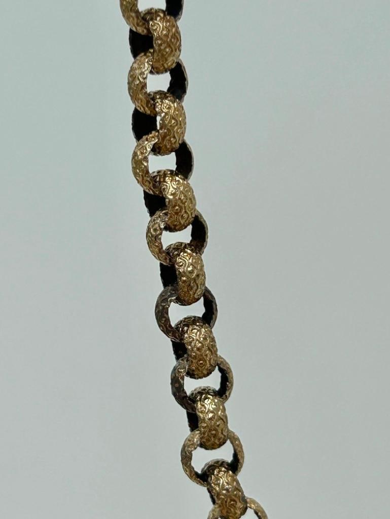 Georgian Textured Gold Barrel Clasp Necklace - 6
