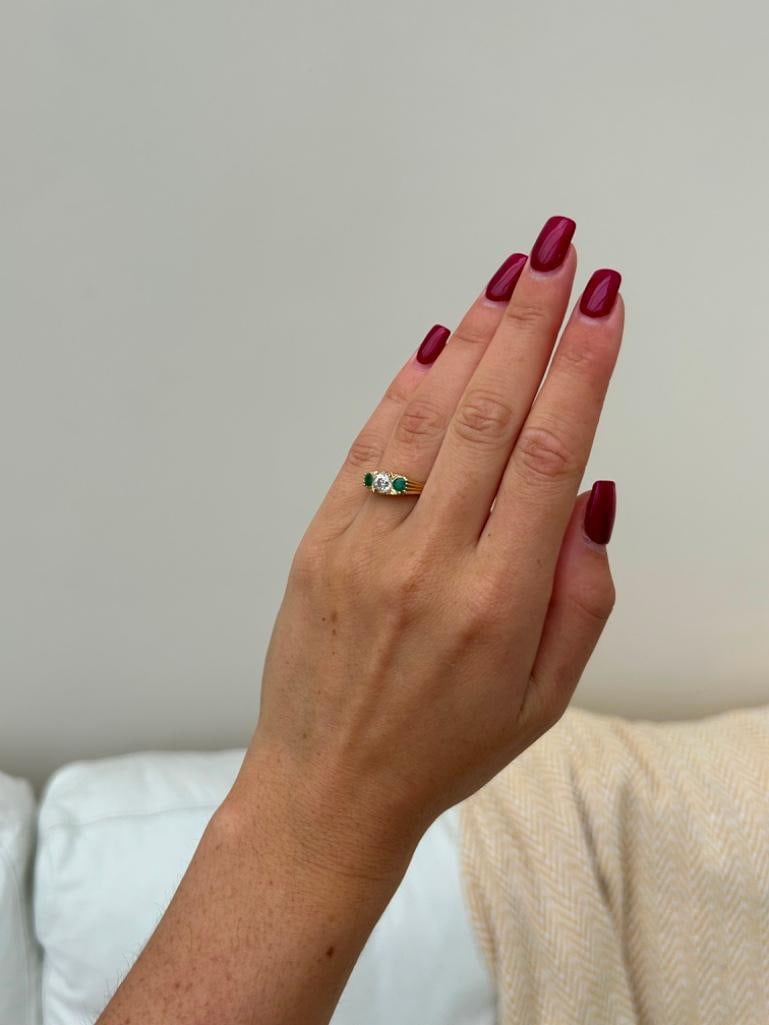 Chunky 18ct Yellow Gold Emerald and Diamond 3 Stone Ring - 3