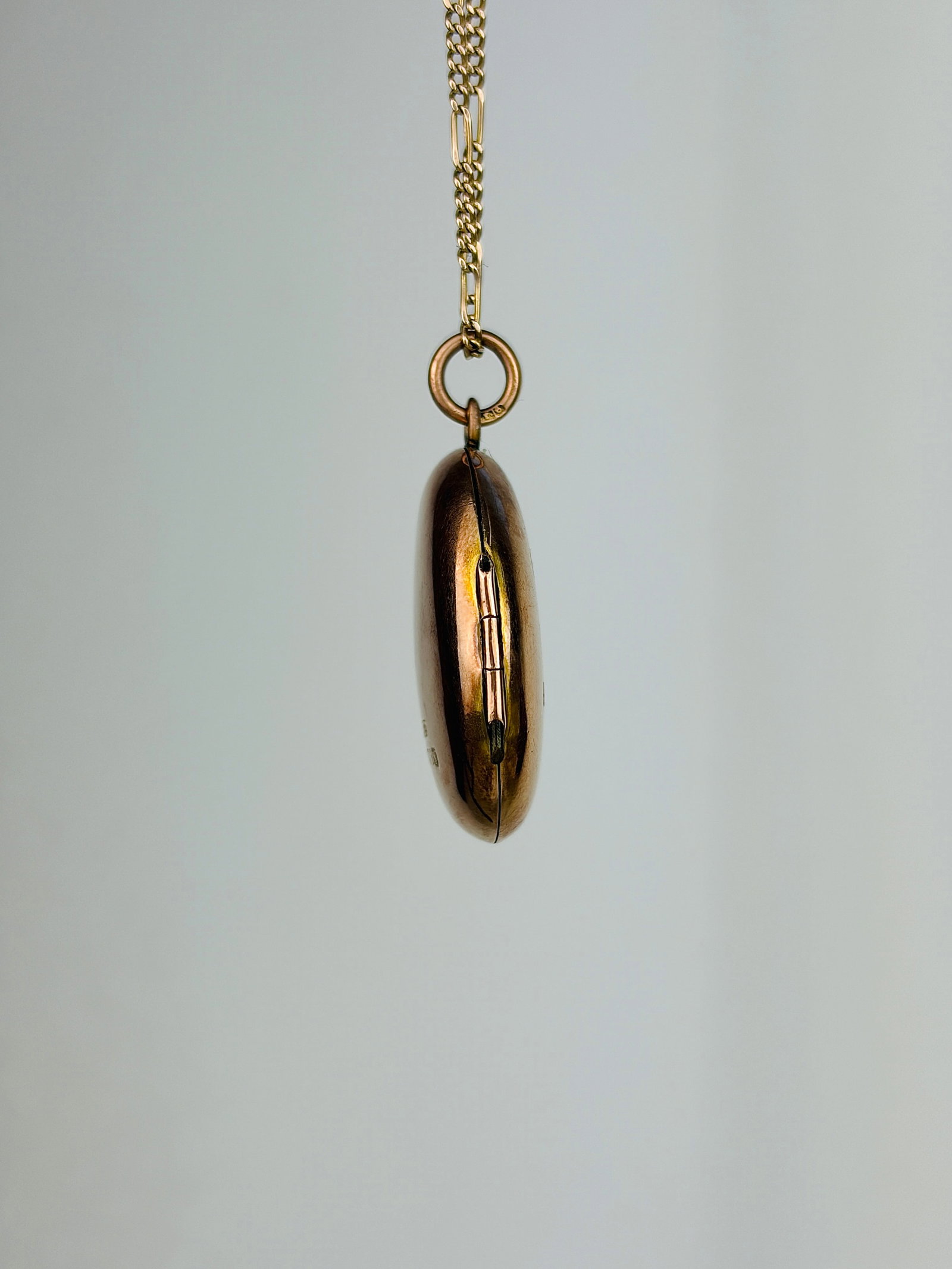 Antique C.1907 9ct Gold Opening Locket Pendant with Hair - 2