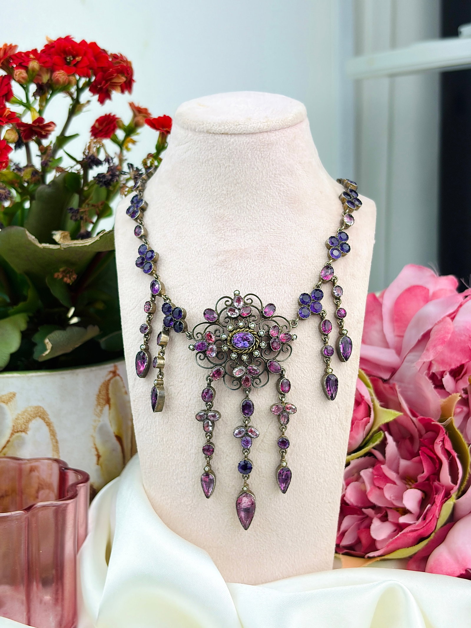 INCREDIBLE ANTIQUE PINK AND PURPLE PASTE NECKLACE IN SILVER - 8