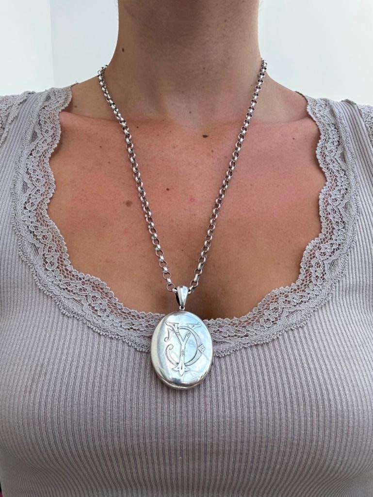 Antique Silver Victorian Locket and Chunky Chain Necklace - 3