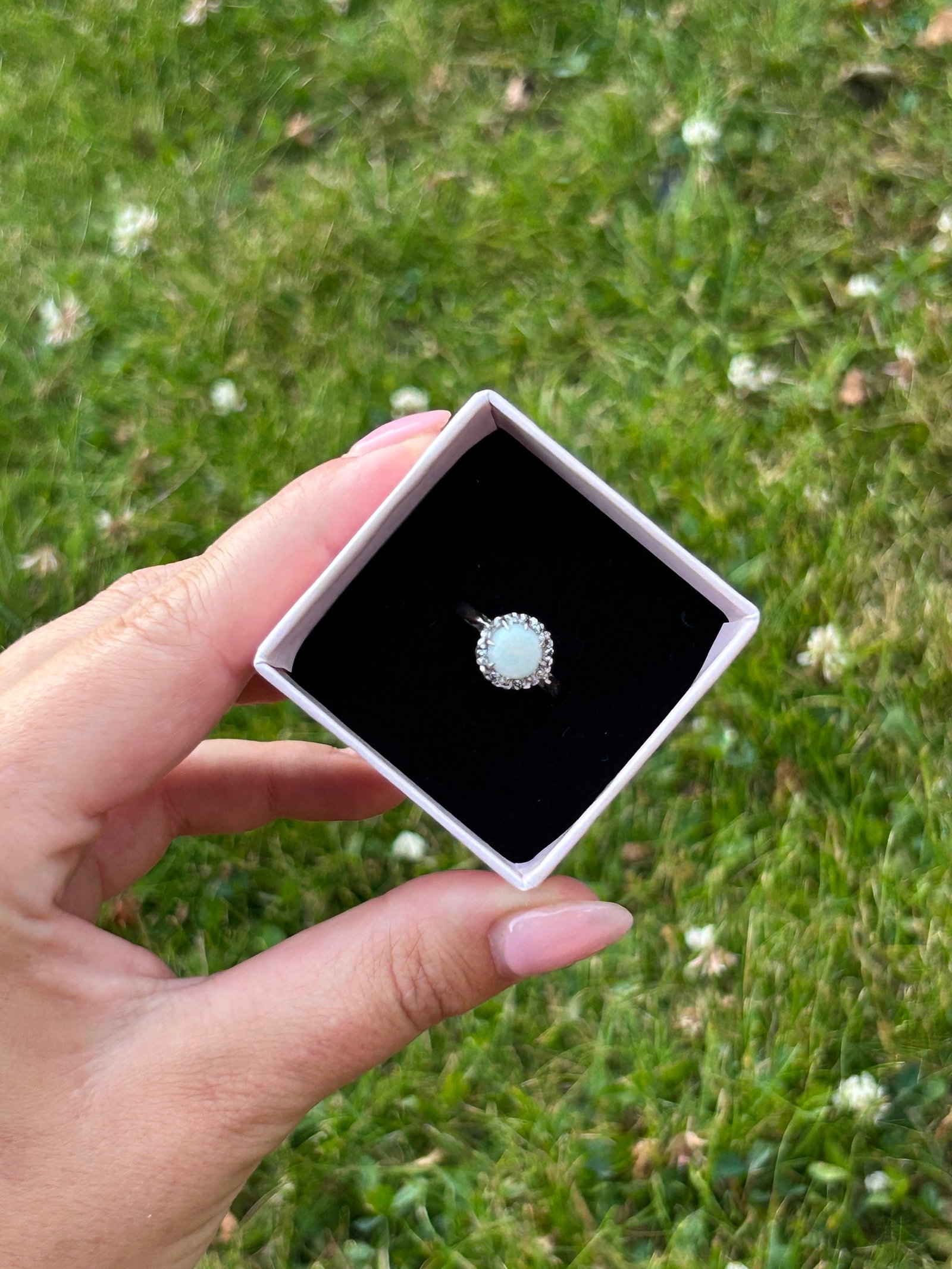 18ct White Gold Opal And Diamond Cluster Ring - 6