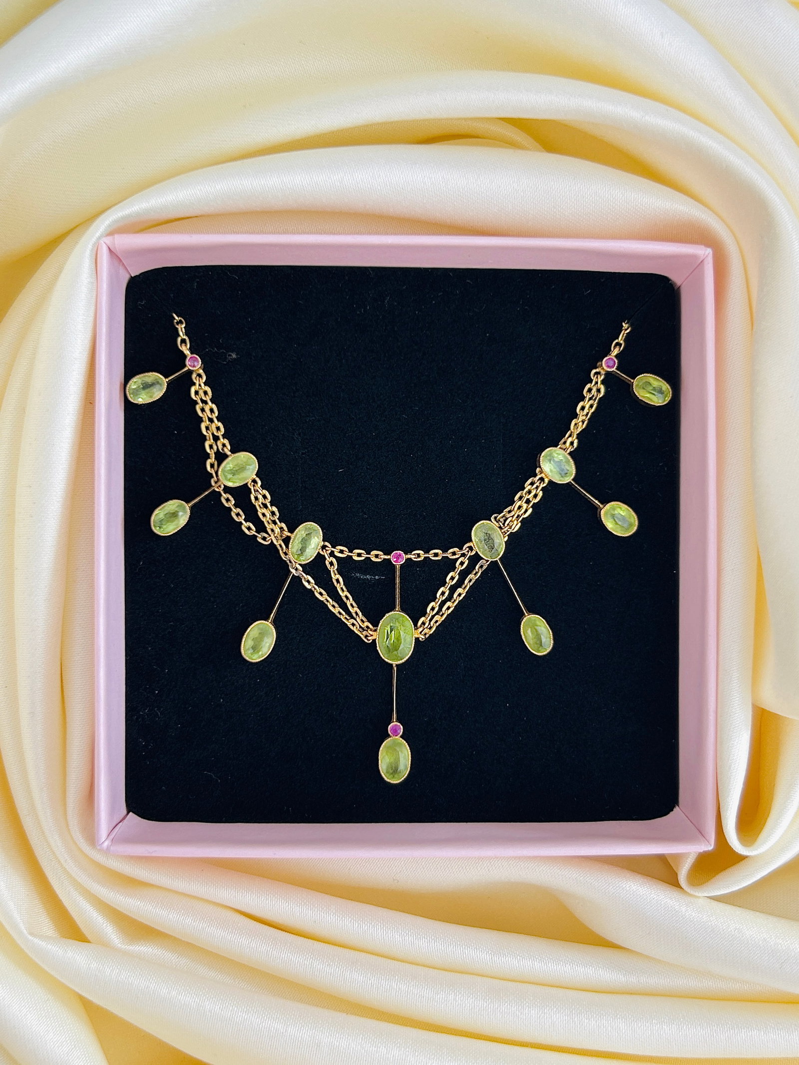 Wonderful Antique Peridot and Ruby 9ct Gold Drop Necklace with Safety Chain - 6