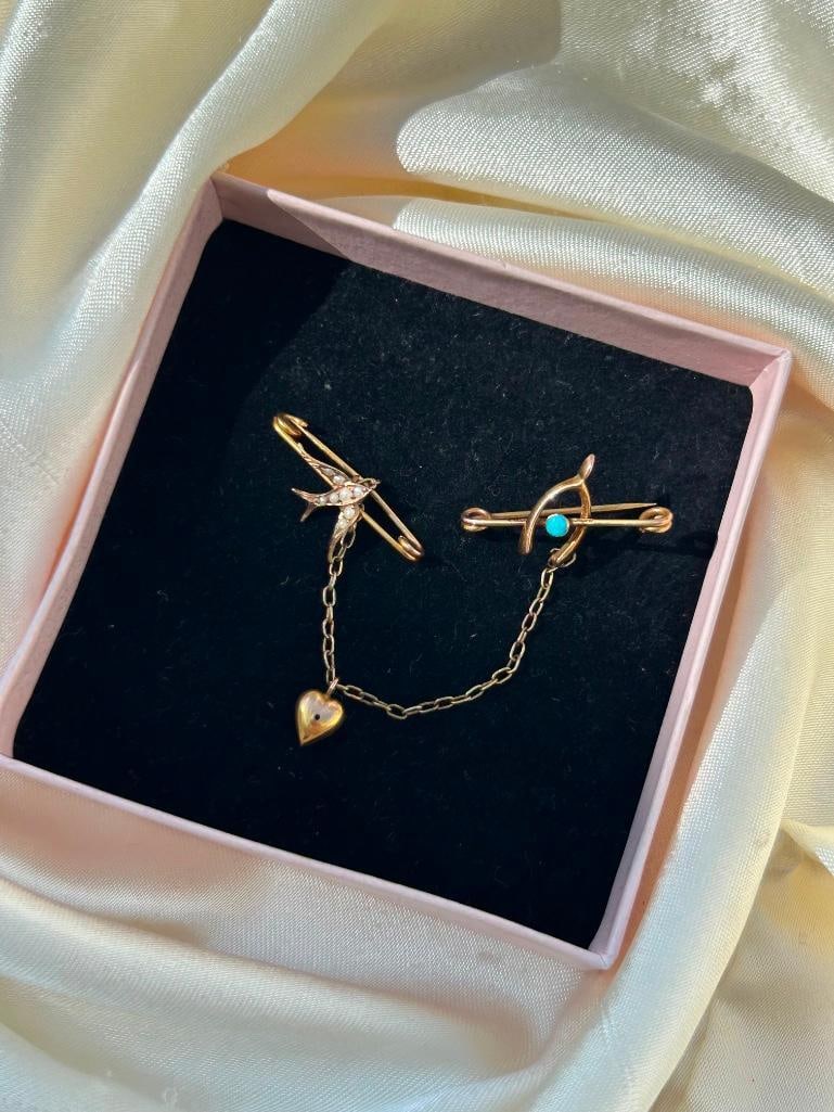 Antique turquoise wishbone and pearl swallow and heart double gold pins - 4