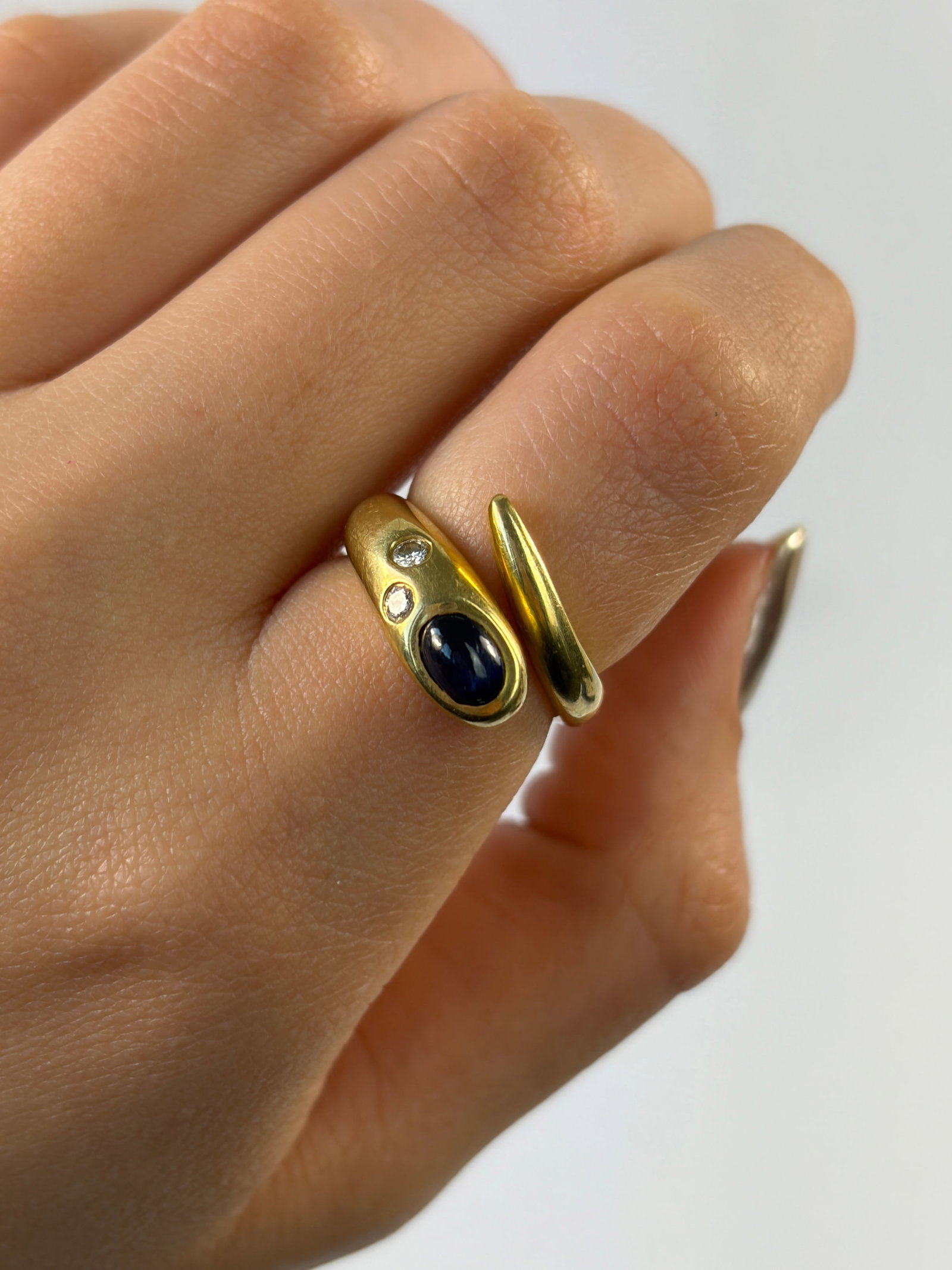 Vintage 18ct Yellow Gold Sapphire and Diamond Wrapped Snake Ring - 11