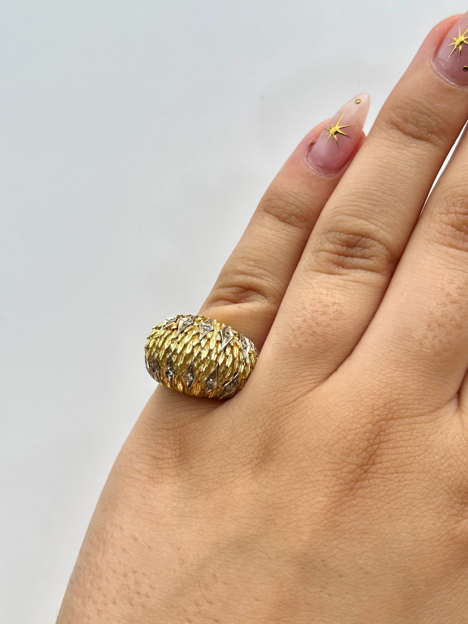 Amazing 18ct yellow gold and diamond designer bombe ring in box - 8