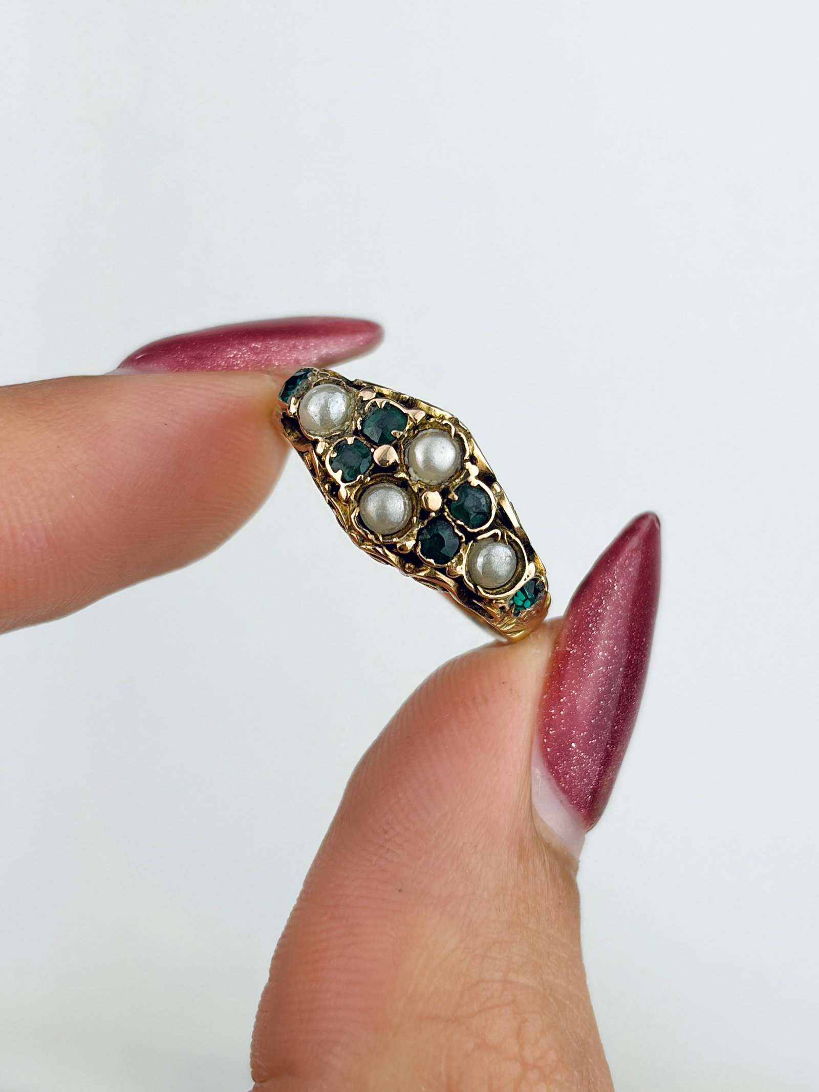 Antique Victorian 15ct Yellow Gold Pearl and Emerald Ring - 5