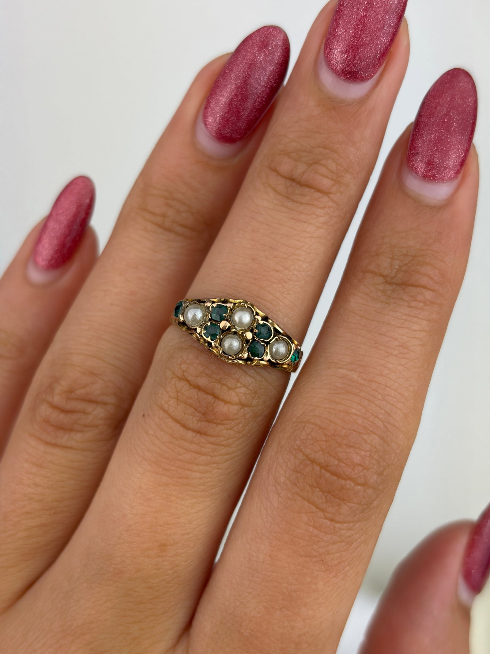 Antique Victorian 15ct Yellow Gold Pearl and Emerald Ring - 8