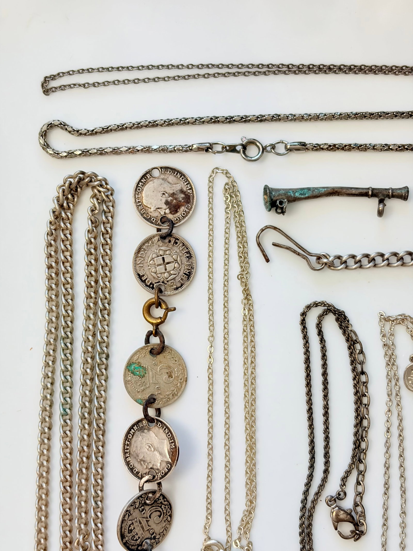 MIXED LOT- SILVER CHAINS ETC - 6
