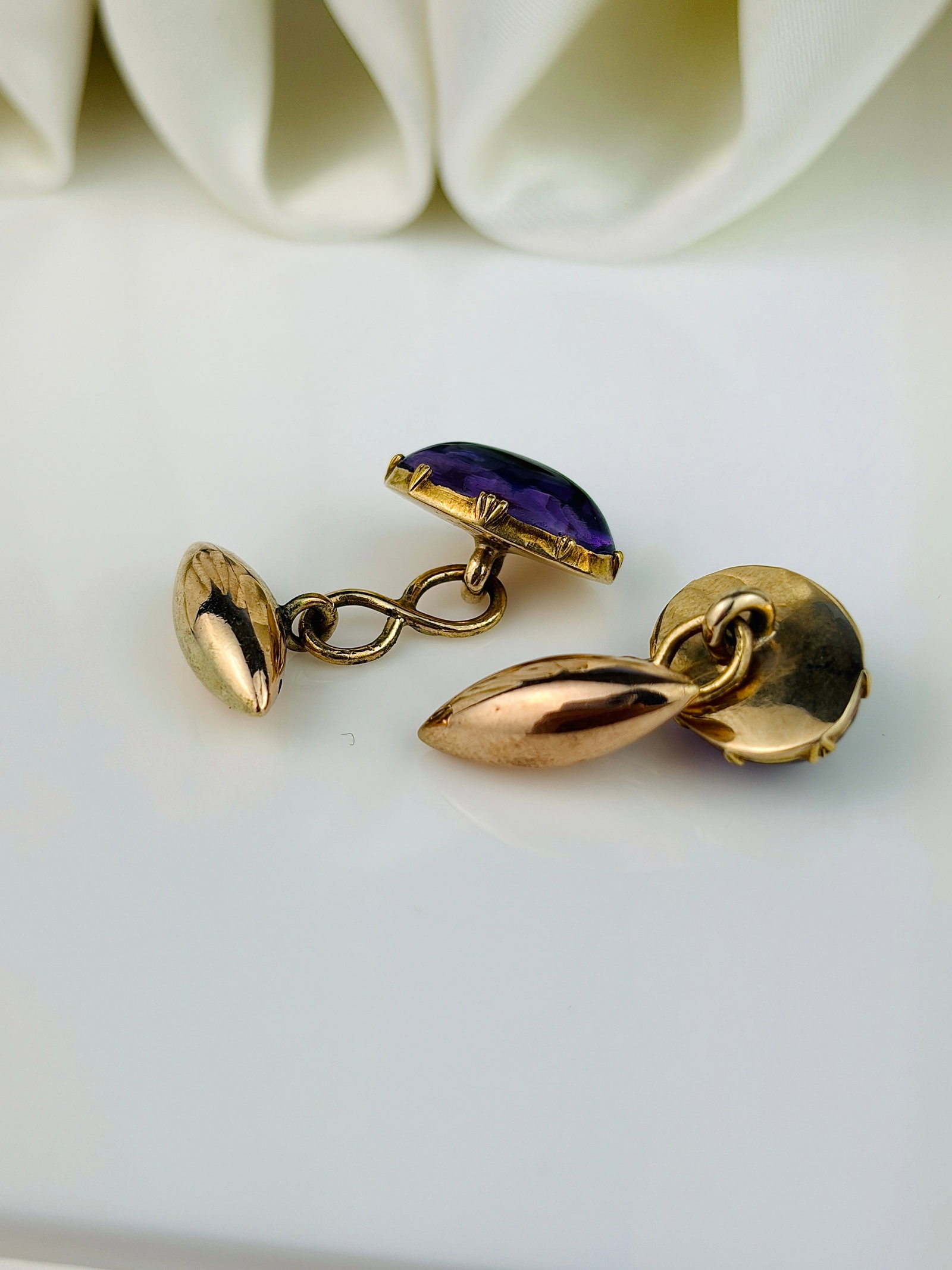 Antique Gold and Cabochon Amethyst Torpedo Cuff Links - 4