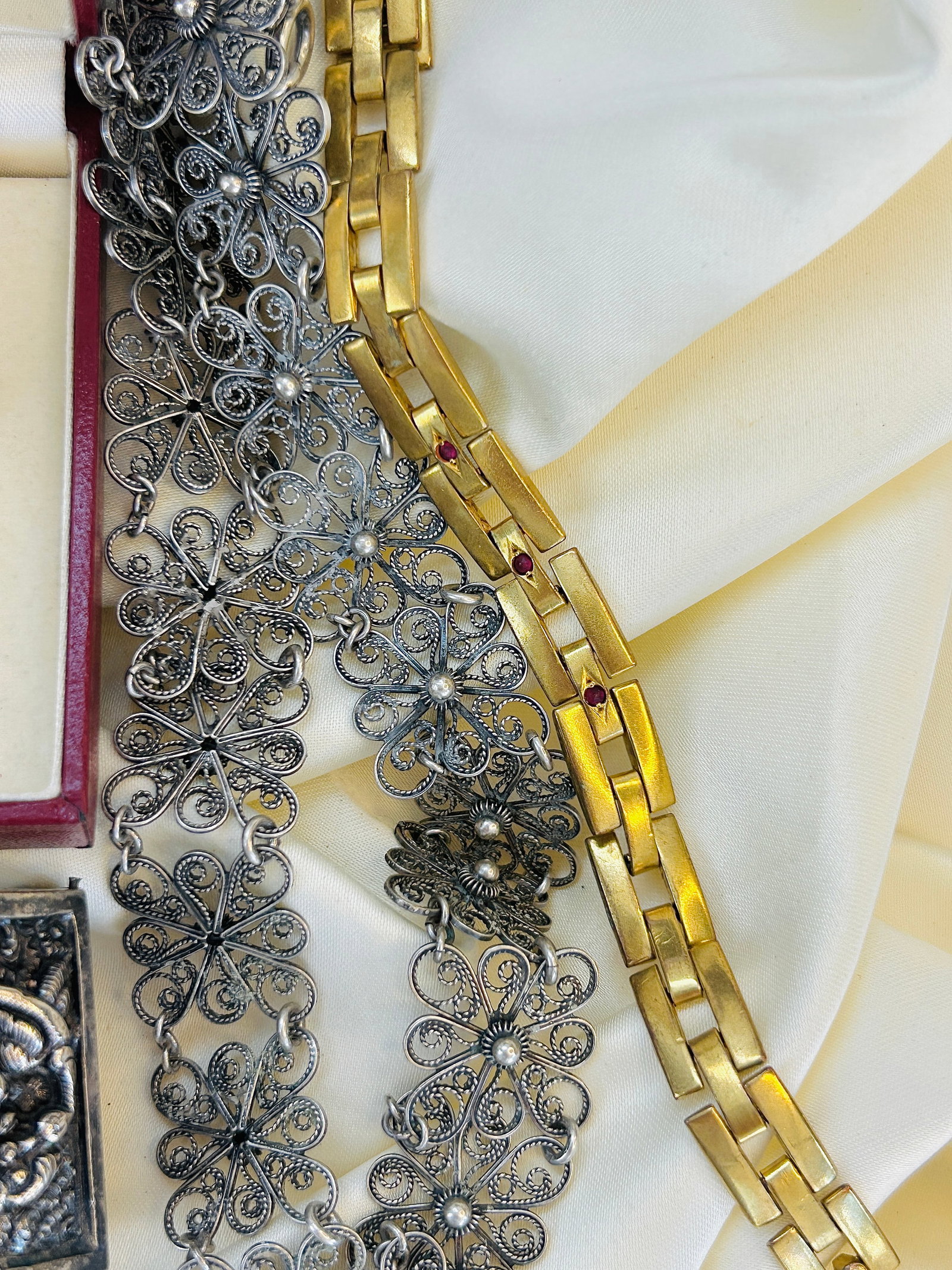 Mixed Lot Including Statement Necklace, Collar and Brooch - 4