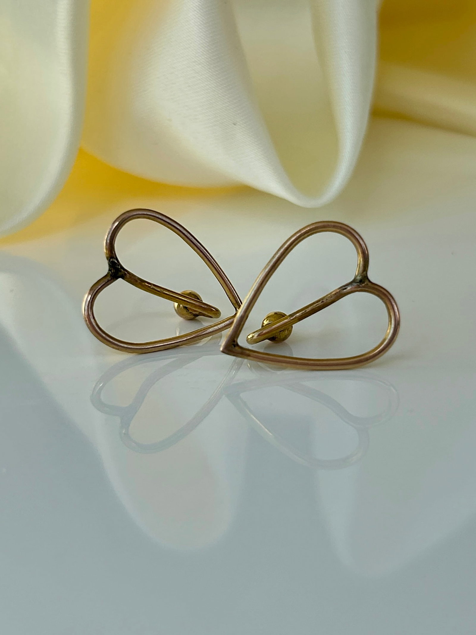 Antique 9ct Gold Heart Clips - 4