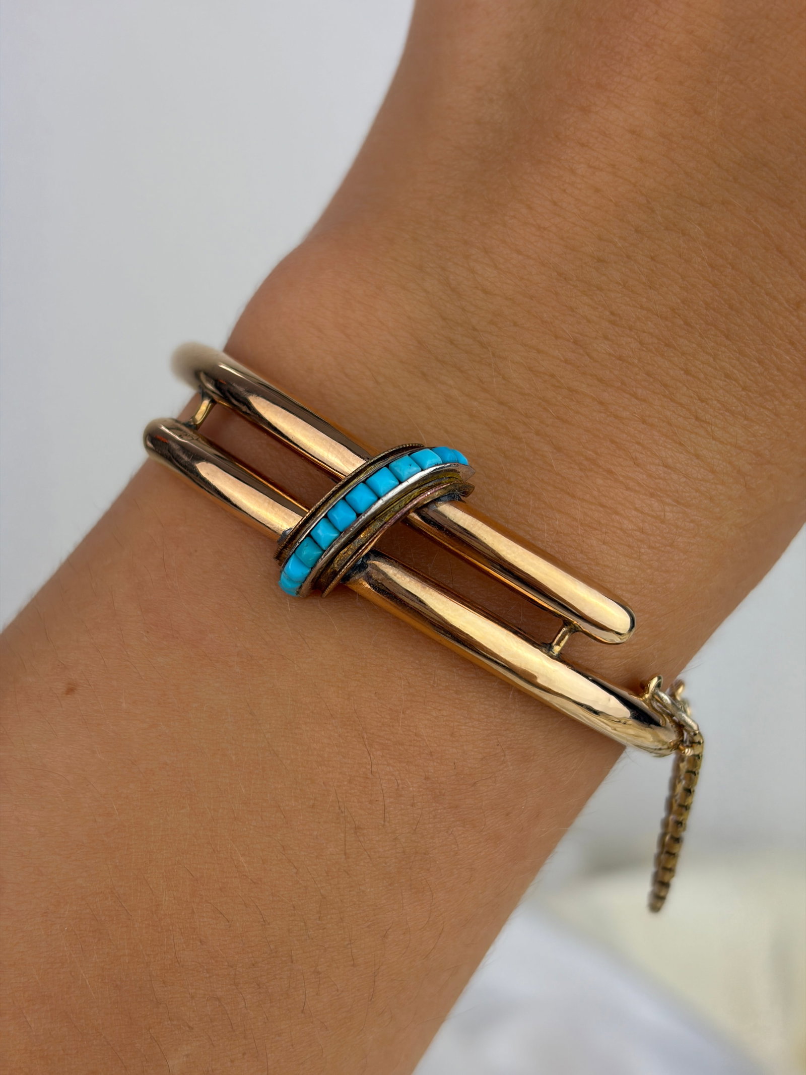 Antique Boxed Turquoise Double Front Bangle in Gold - 7