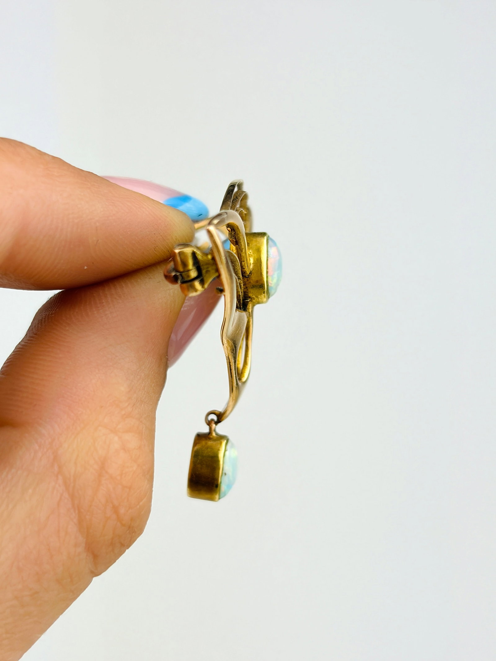 15CT YELLOW GOLD ART NOUVEAU OPAL BROOCH - 2