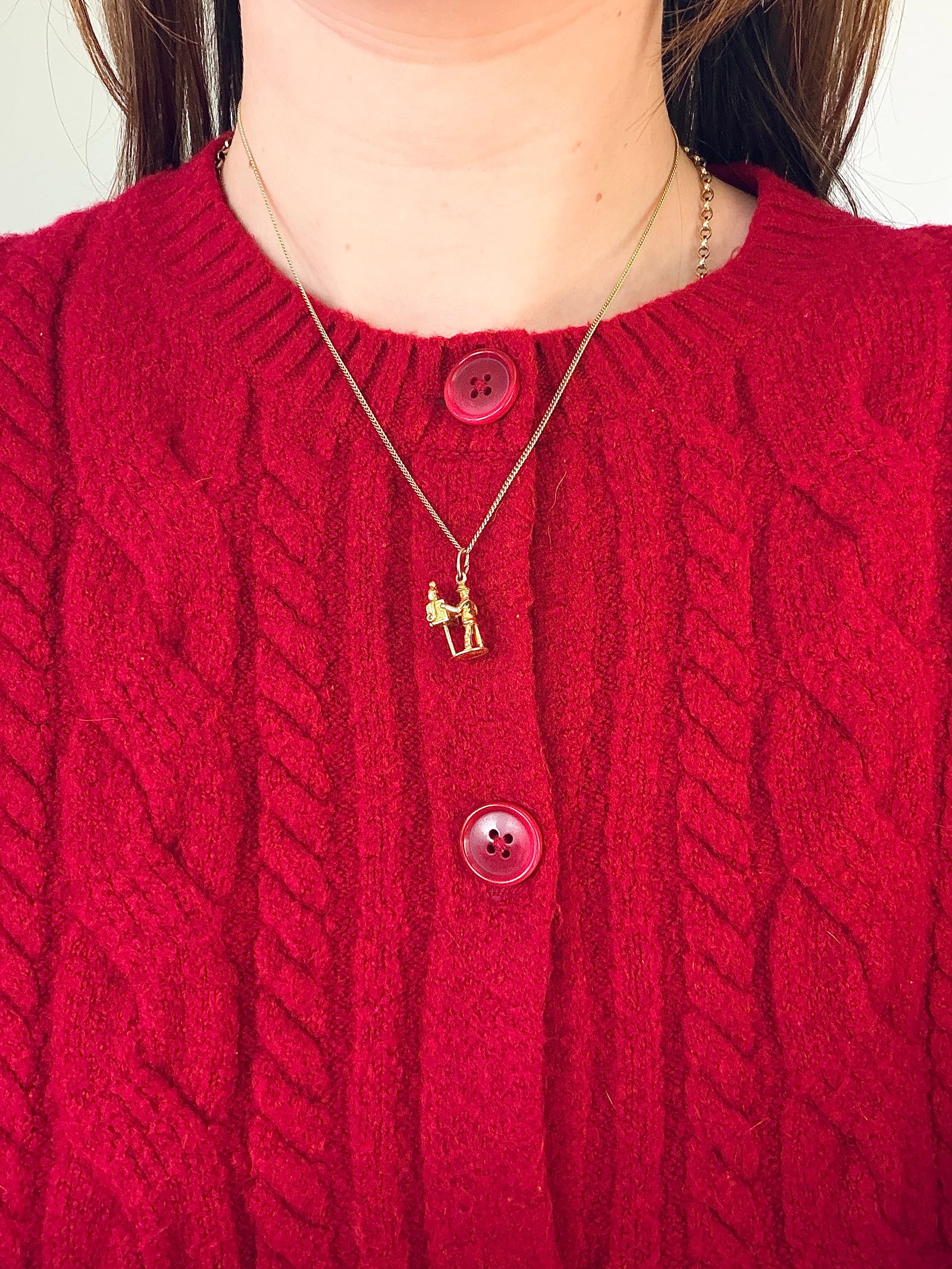 CHUNKY VINTAGE 9CT GOLD CHARM - 3