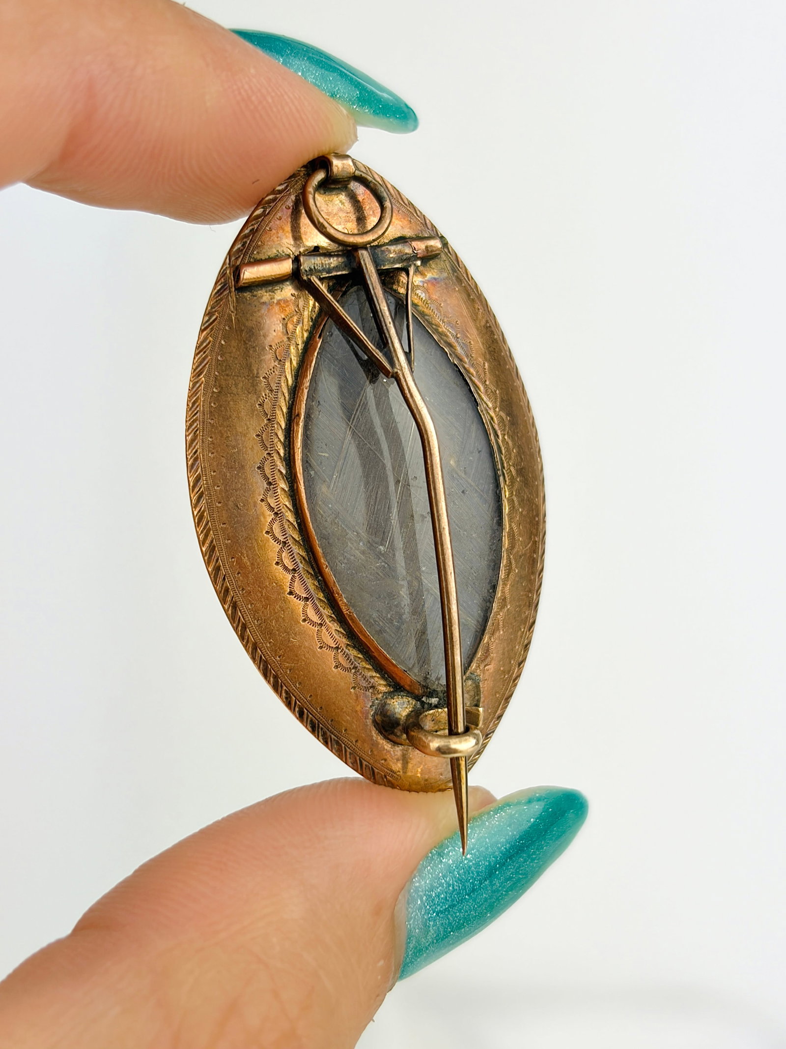 Antique Georgian Pearl, Blue Enamel and Gold Locket Back Mourning Brooch/Pendant - 6
