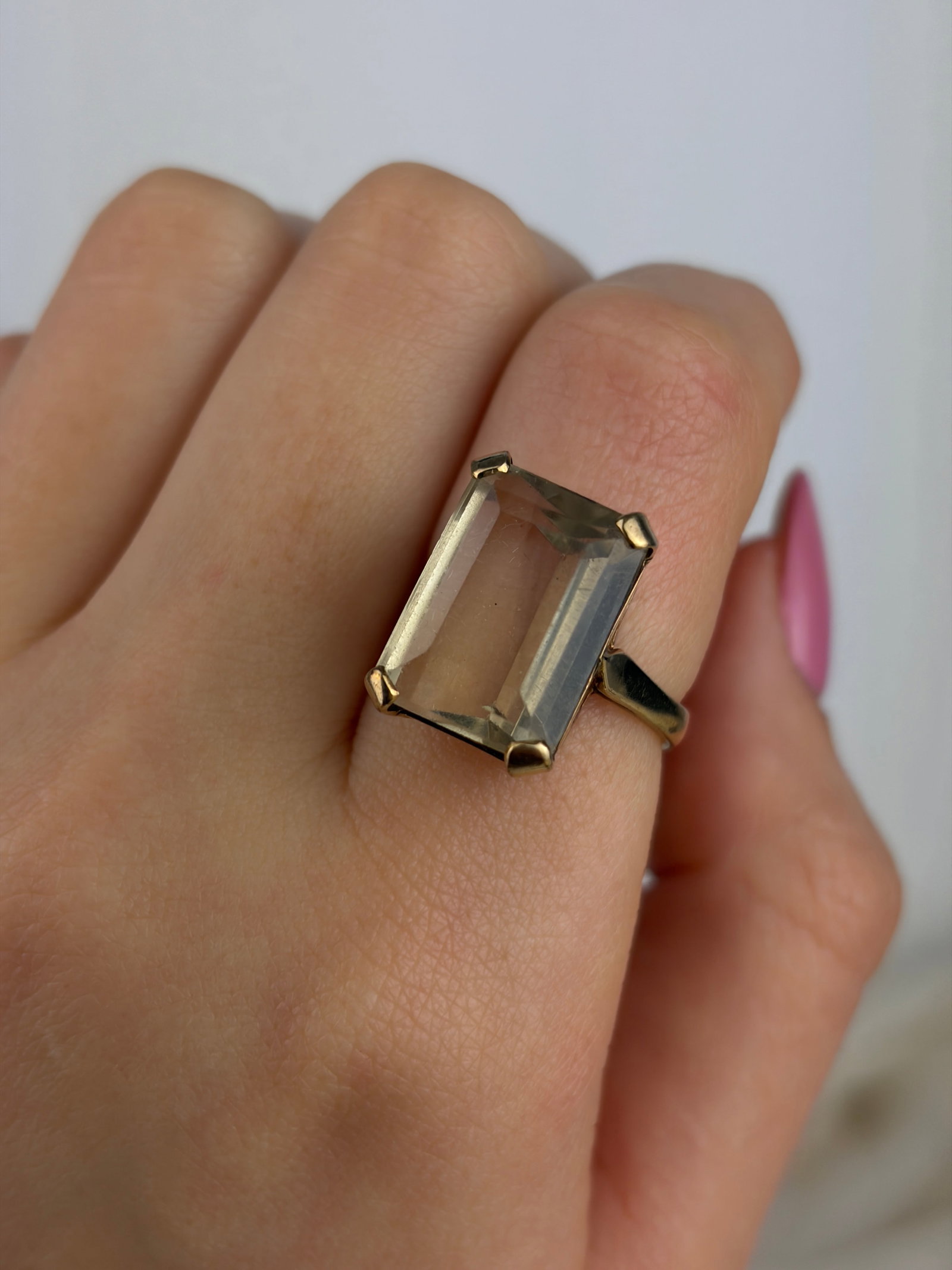 VINTAGE 9CT YELLOW GOLD CITRINE COCKTAIL RING - 8