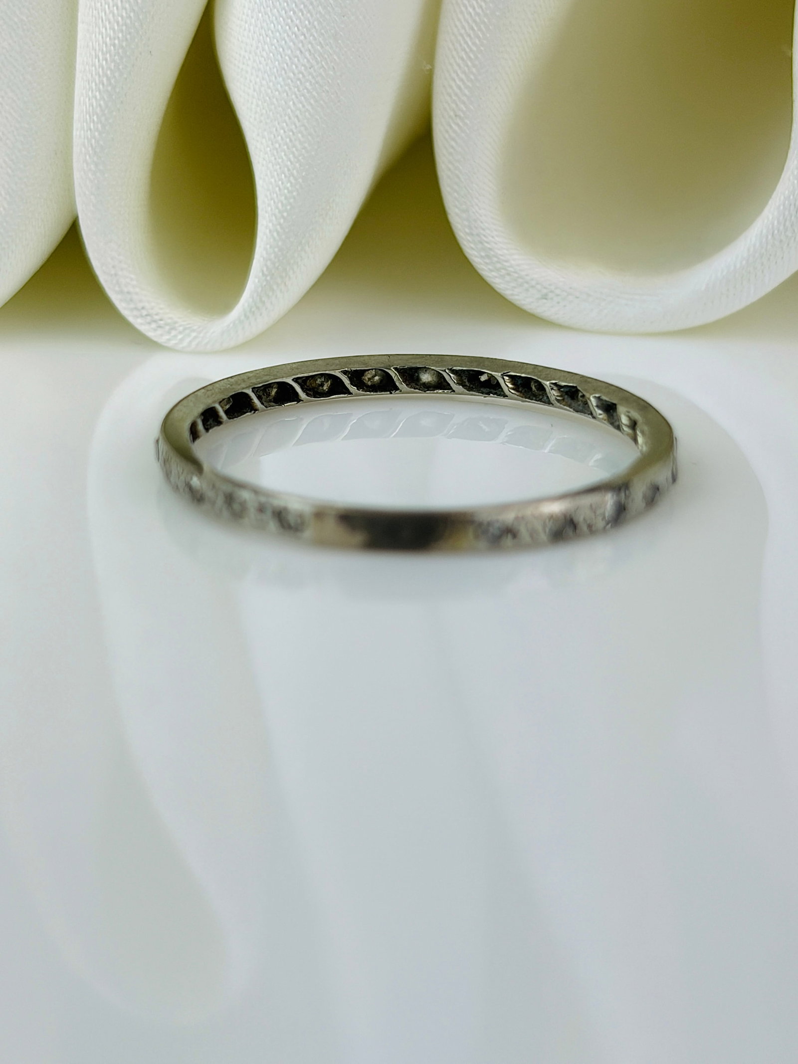 vintage 18ct white gold diamond full eternity band ring - 3