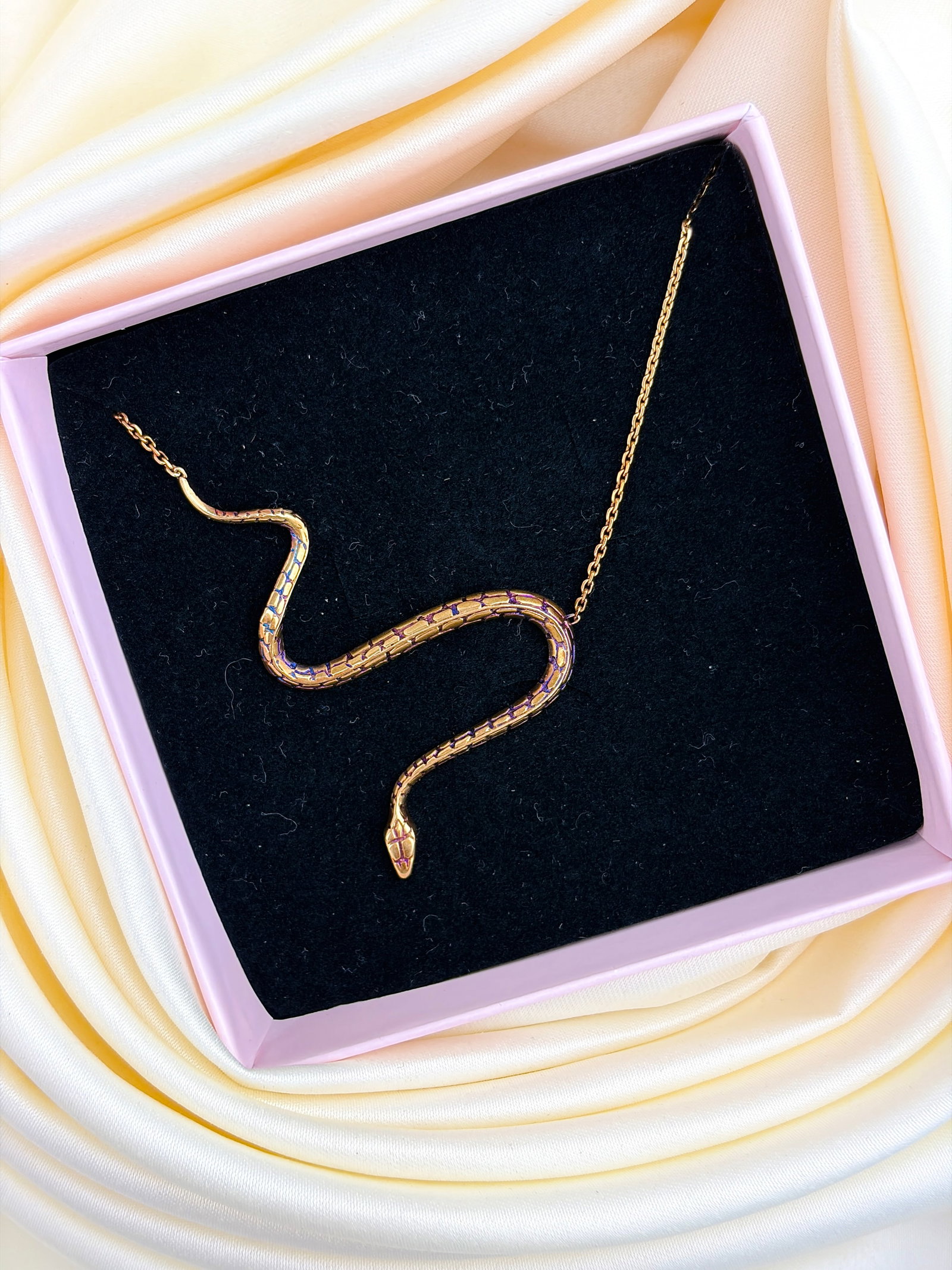 VINTAGE 14CT YELLOW GOLD SNAKE NECKLACE - 6